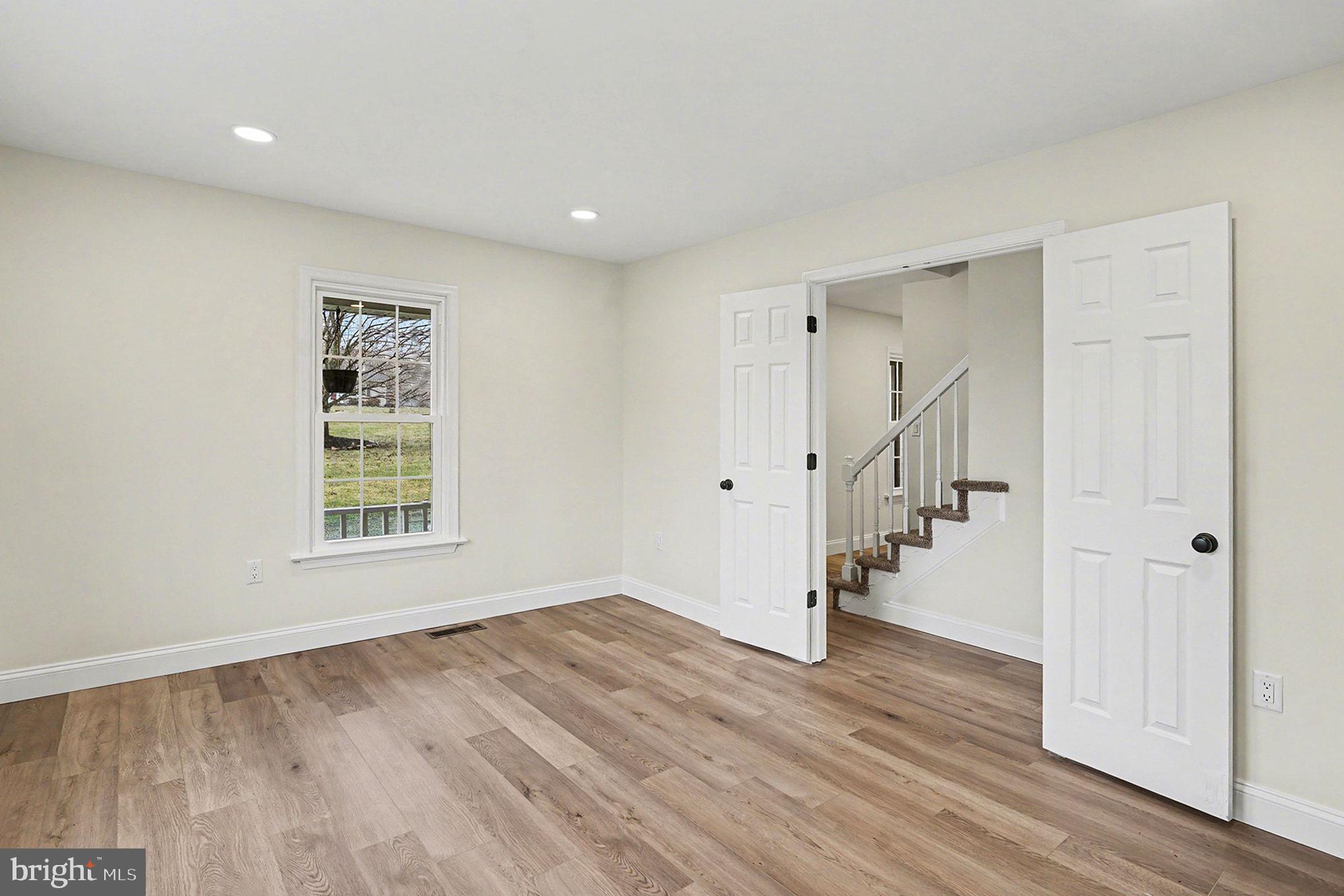 HILLS OVER PRATTS - Residential