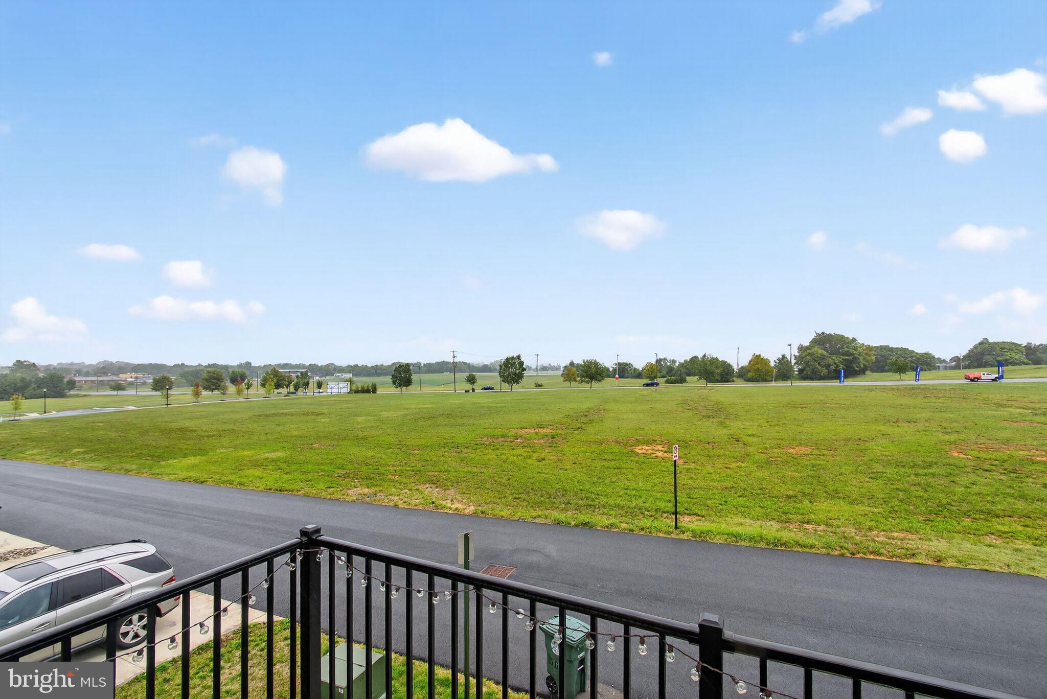 RENN QUARTER - Residential Lease