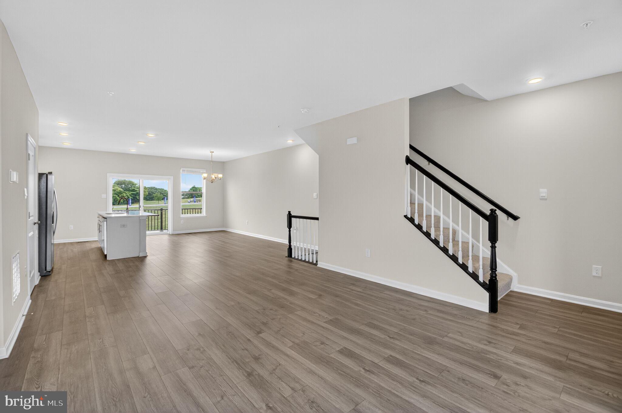 RENN QUARTER - Residential Lease