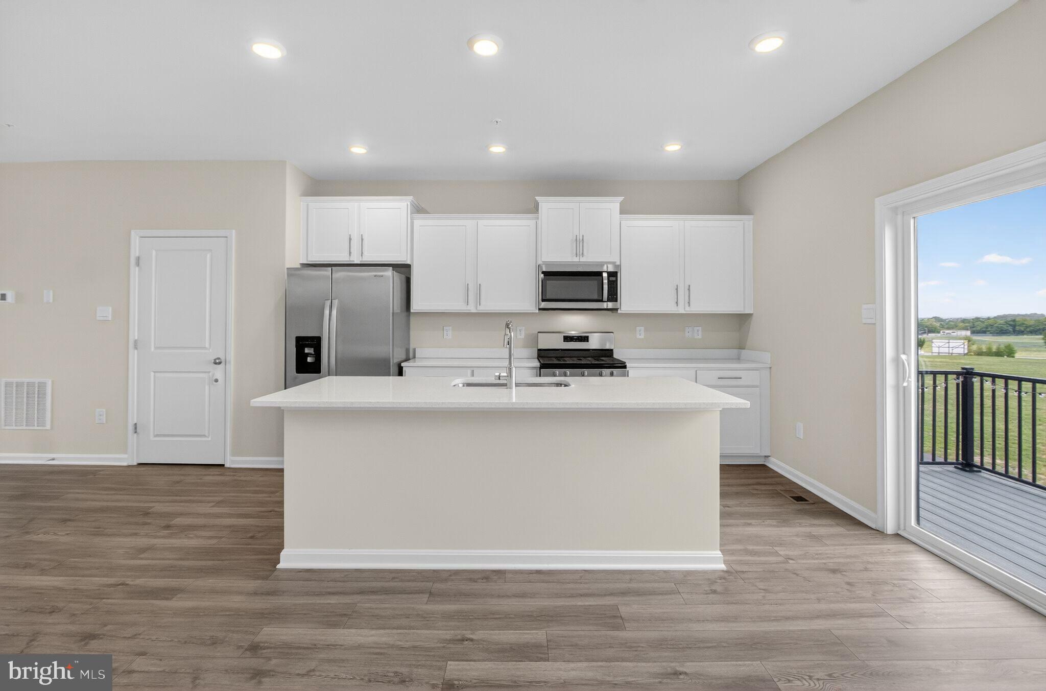 RENN QUARTER - Residential Lease