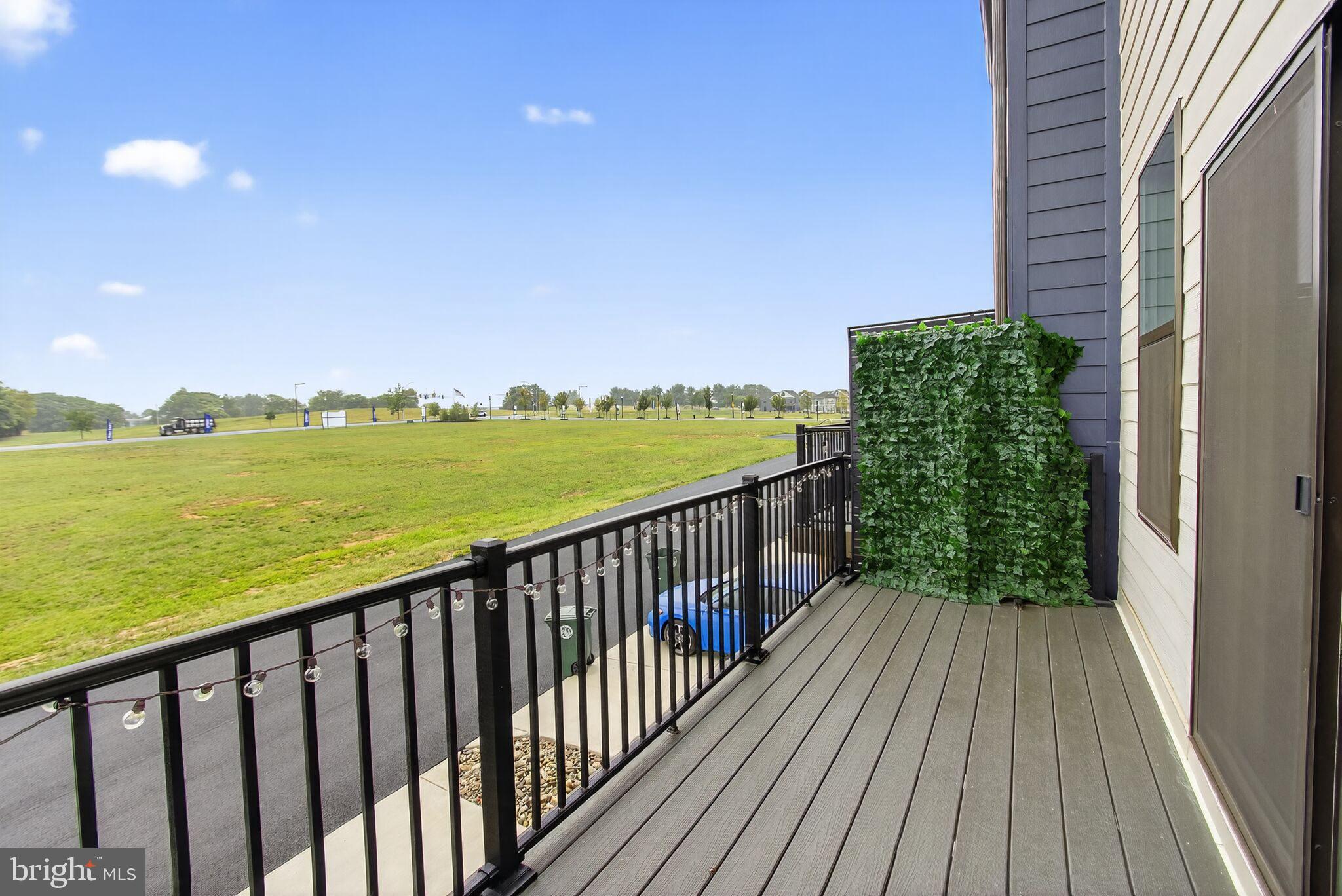 RENN QUARTER - Residential Lease