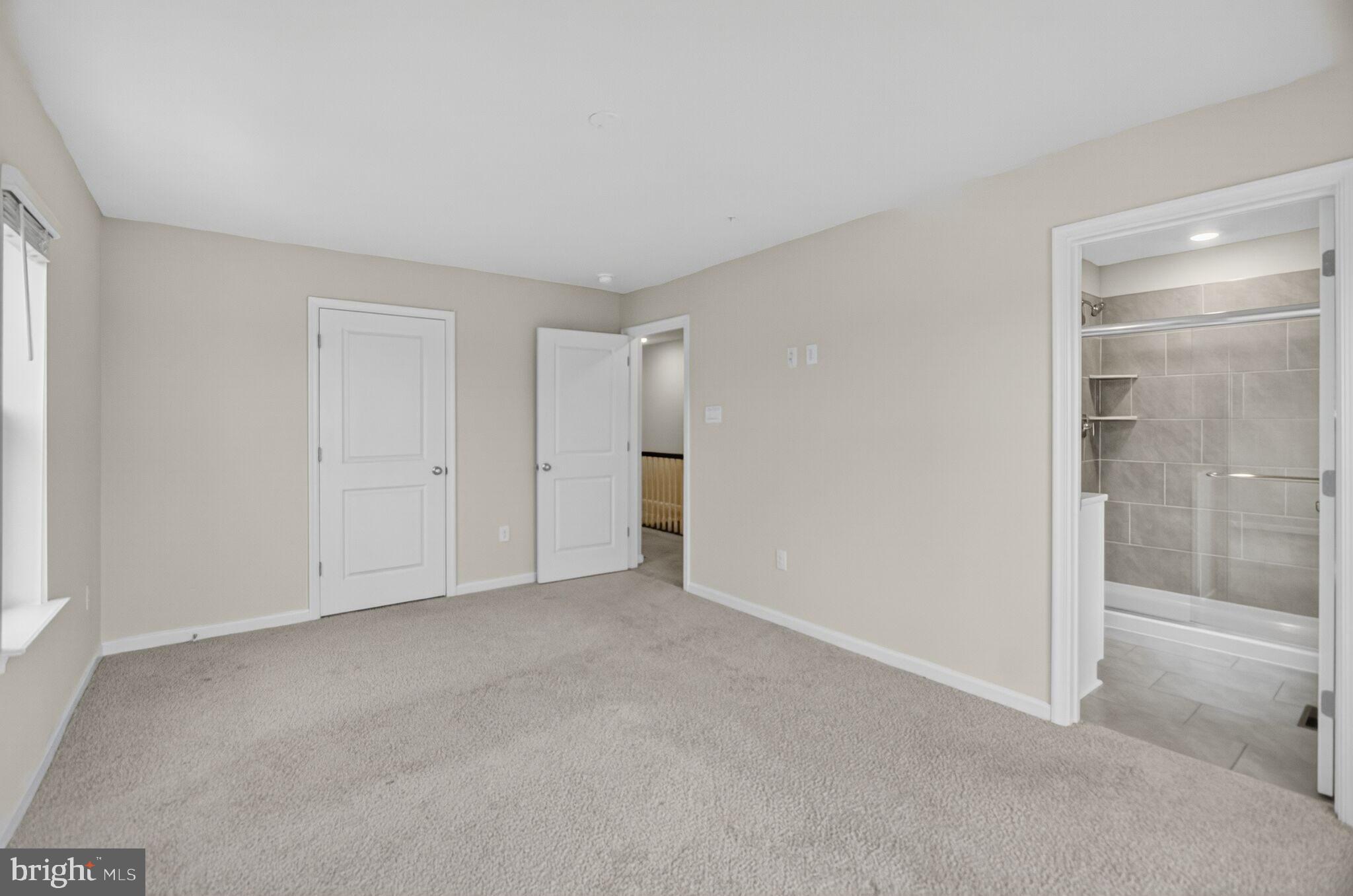 RENN QUARTER - Residential Lease