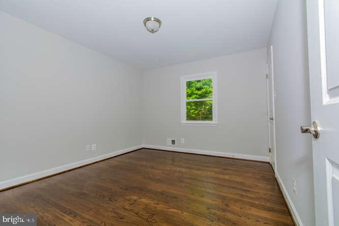 SELBY GROVE - Residential