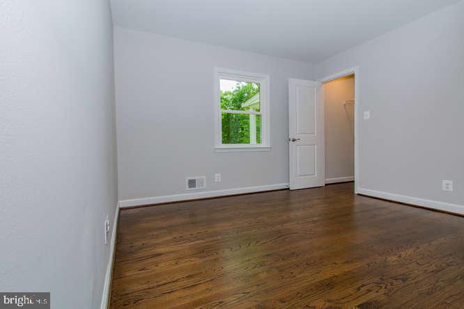 SELBY GROVE - Residential