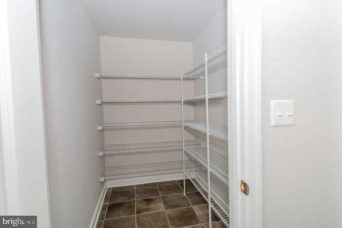 SELBY GROVE - Residential