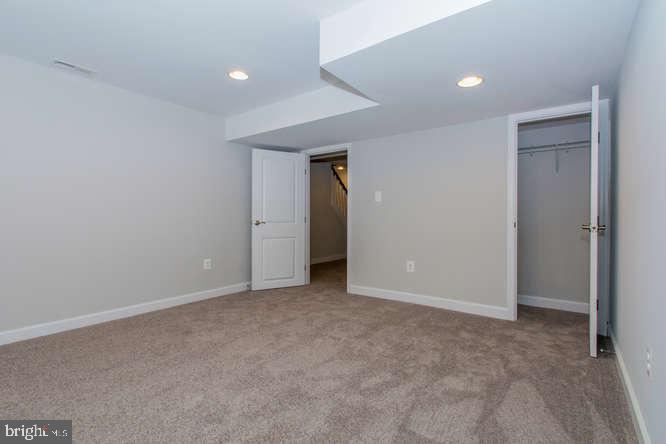 SELBY GROVE - Residential