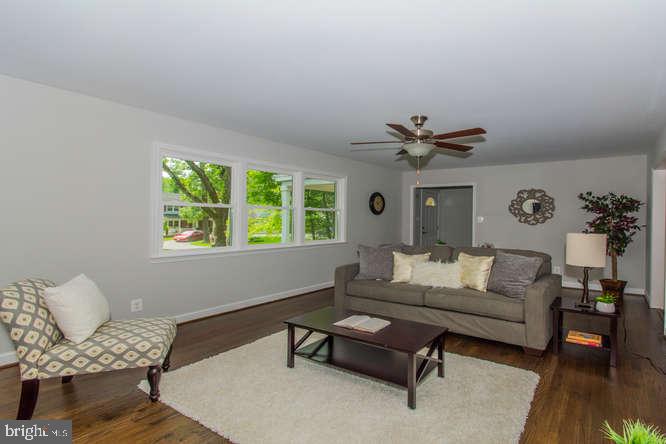 SELBY GROVE - Residential