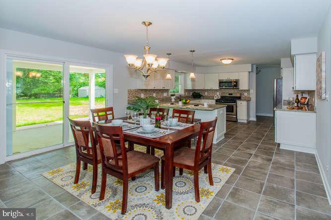 SELBY GROVE - Residential