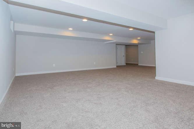 SELBY GROVE - Residential