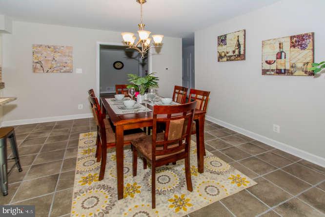 SELBY GROVE - Residential