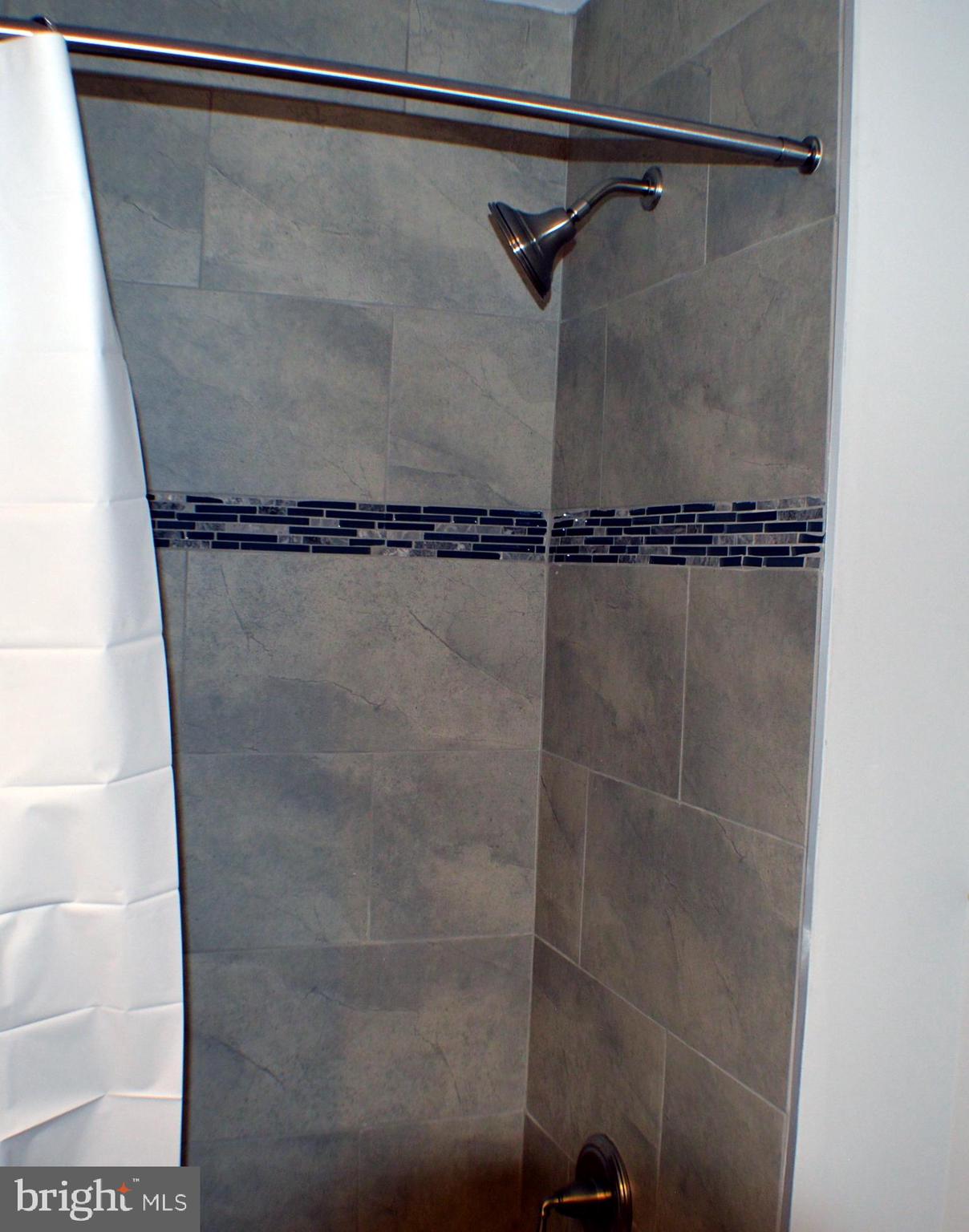 SELBY GROVE - Residential