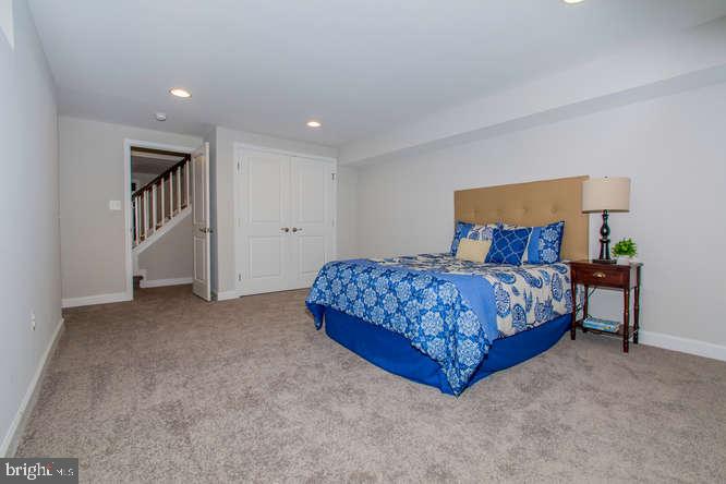 SELBY GROVE - Residential