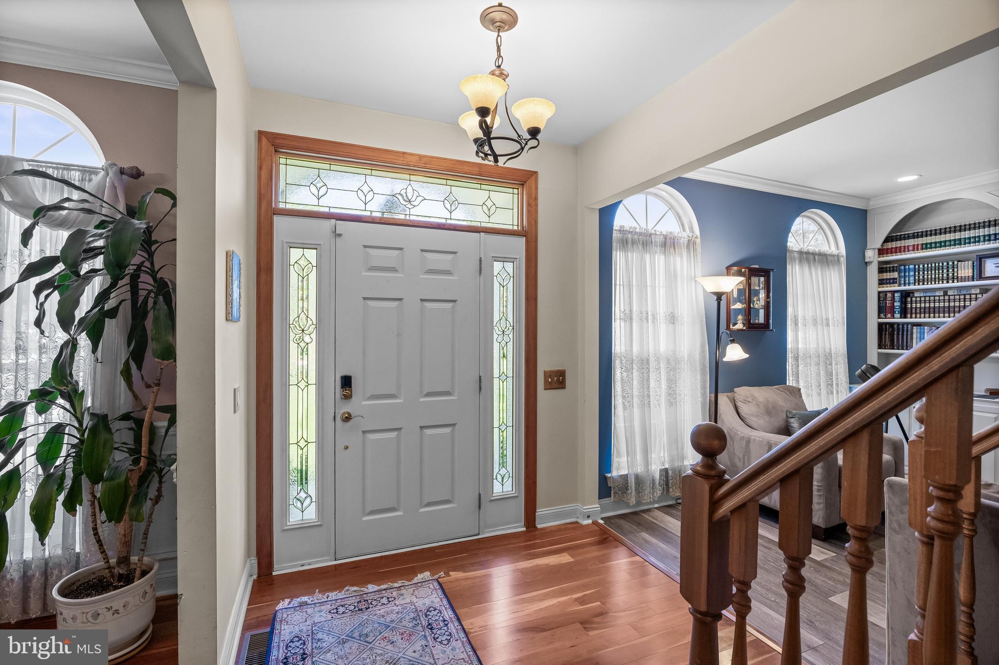 6 TURNBERRY COURT