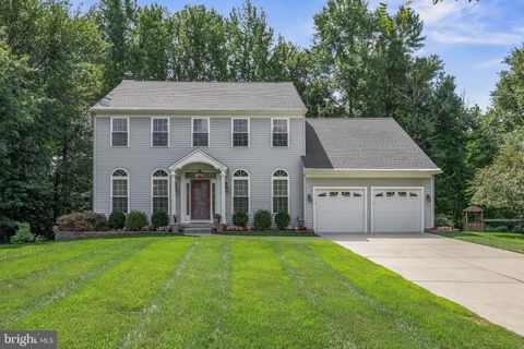 6 TURNBERRY COURT VOORHEES NJ 08043