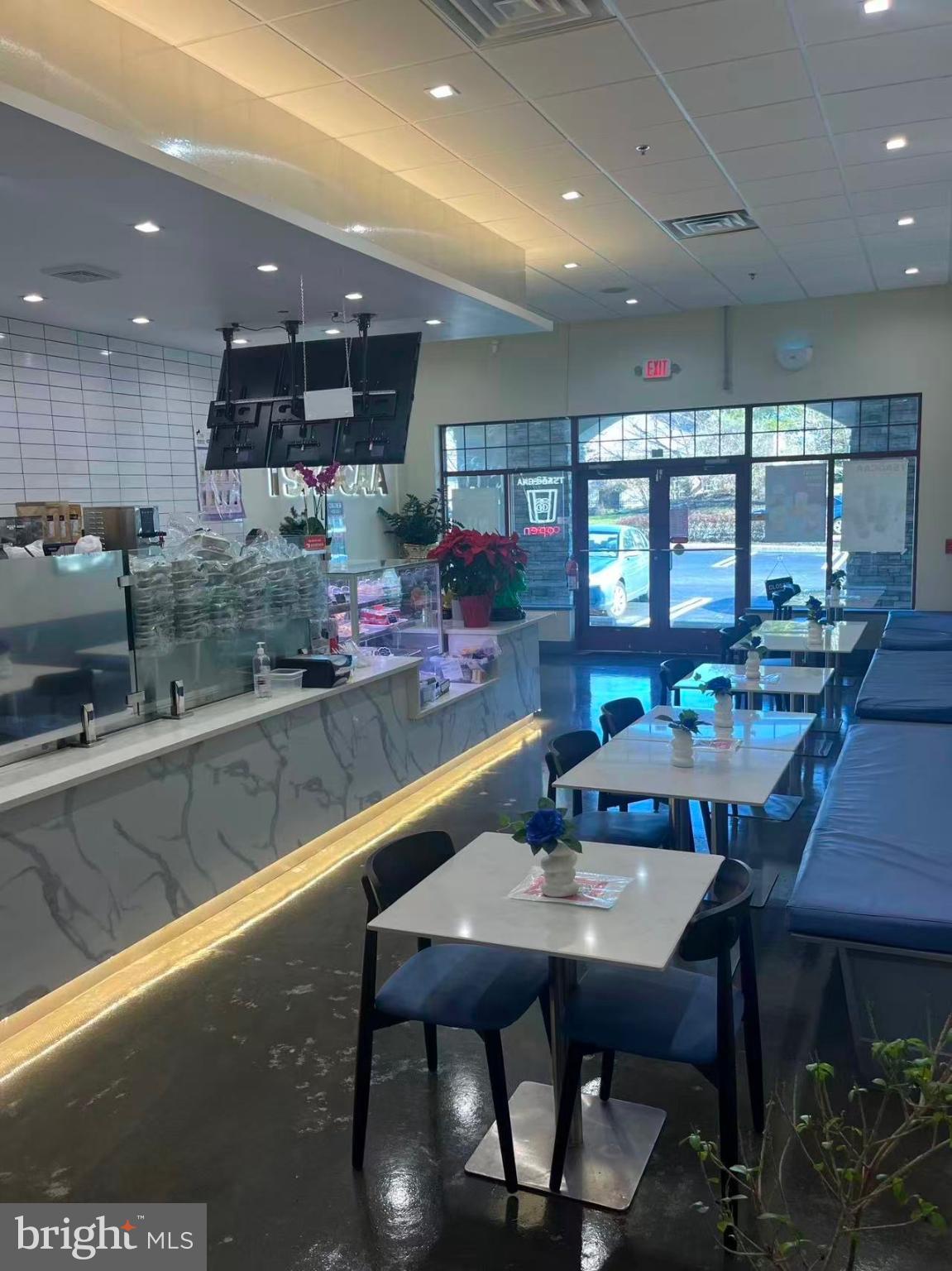 391 WILMINGTON PIKE 10