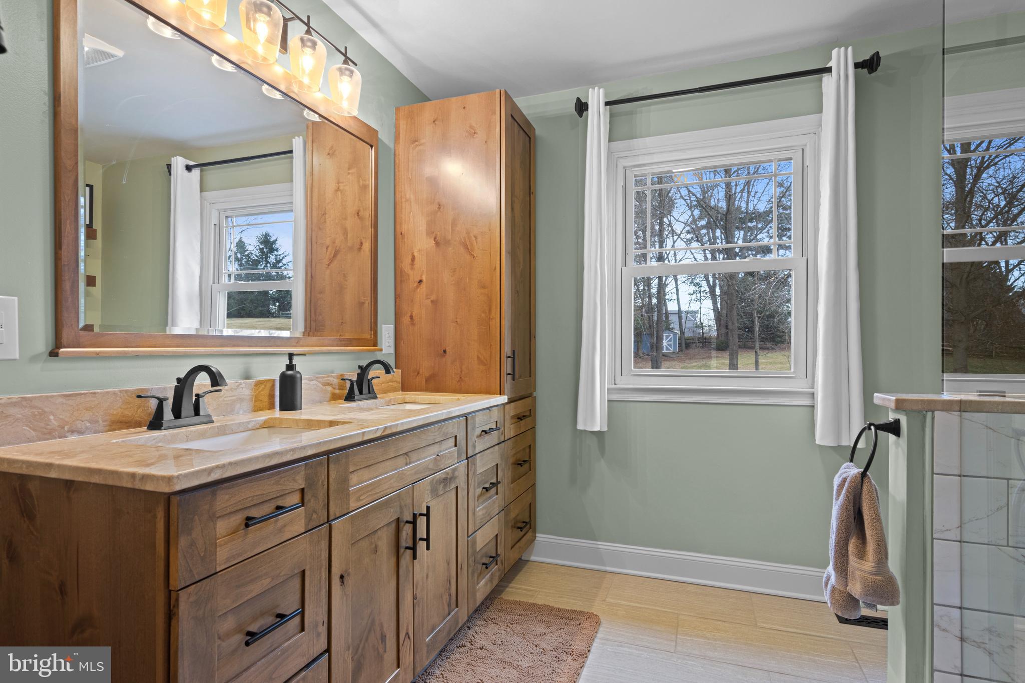 GOODLEY MANOR - Residential