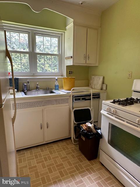 GLEN MAR PARK - Residential