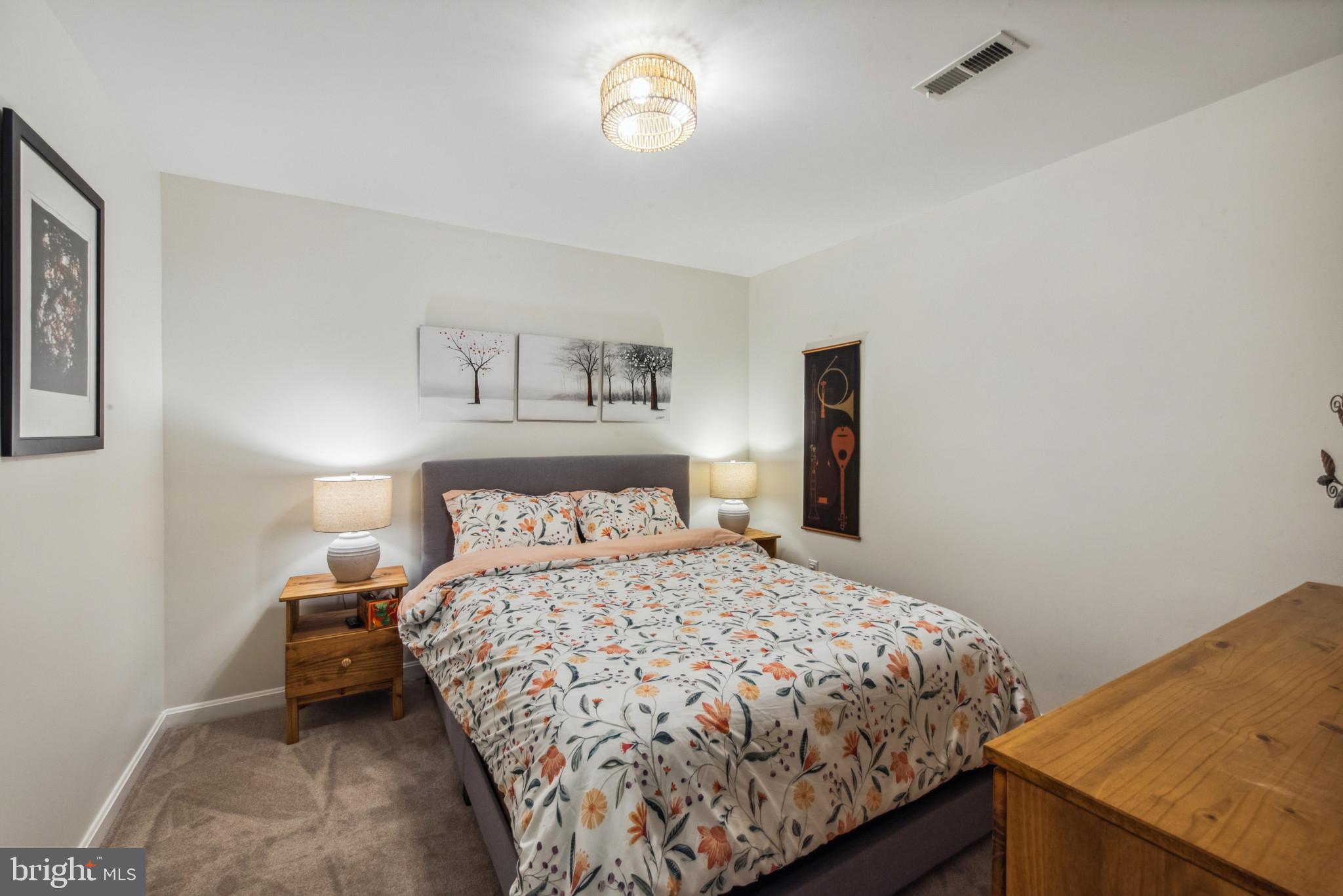 LOVETON FARMS - Residential Lease