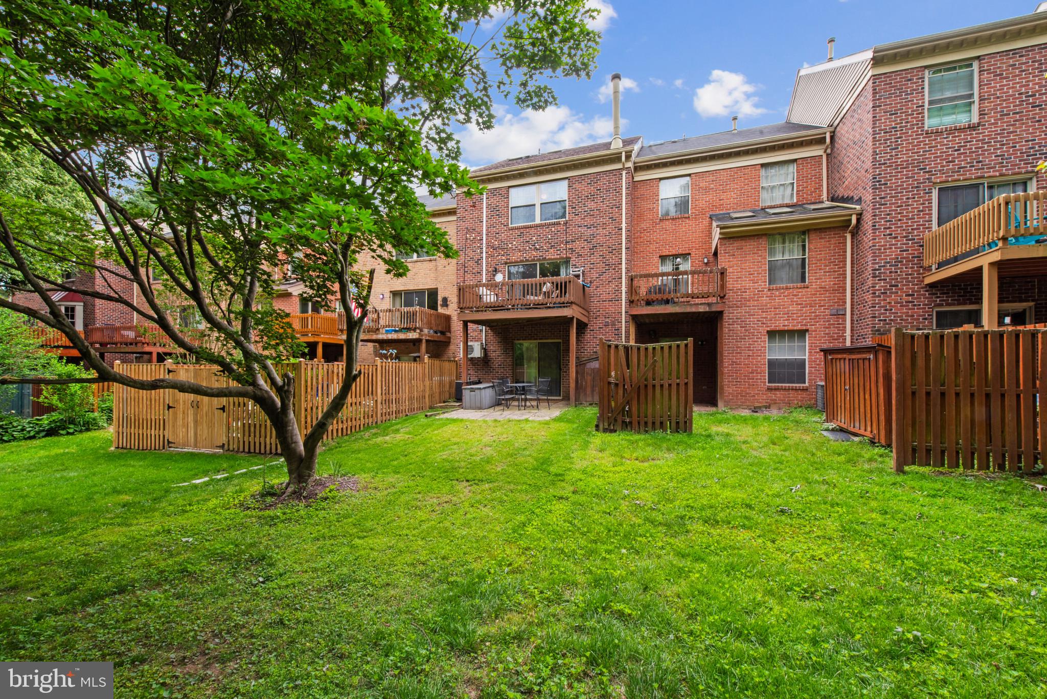 LOVETON FARMS - Residential Lease