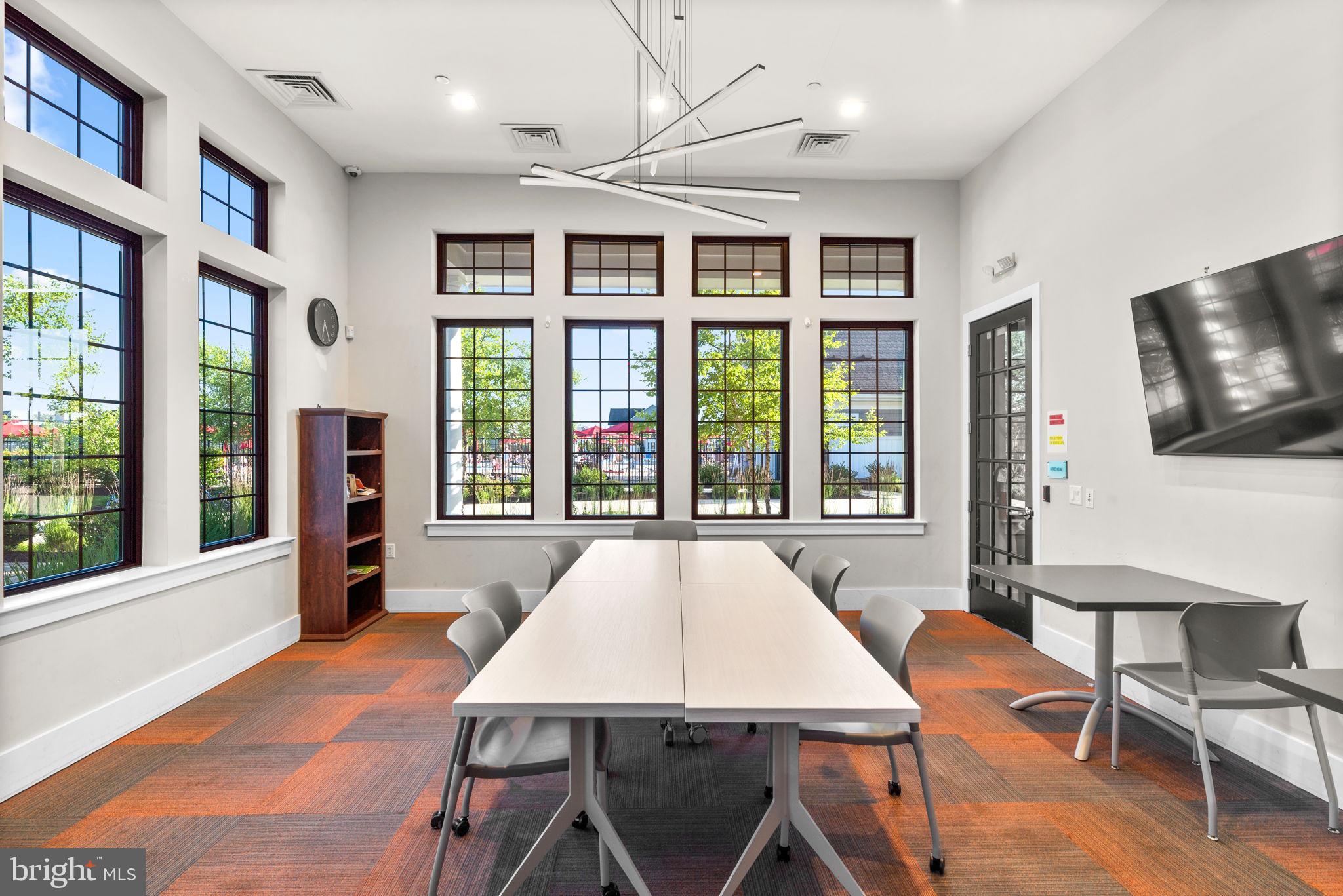 TWO RIVERS - Residential