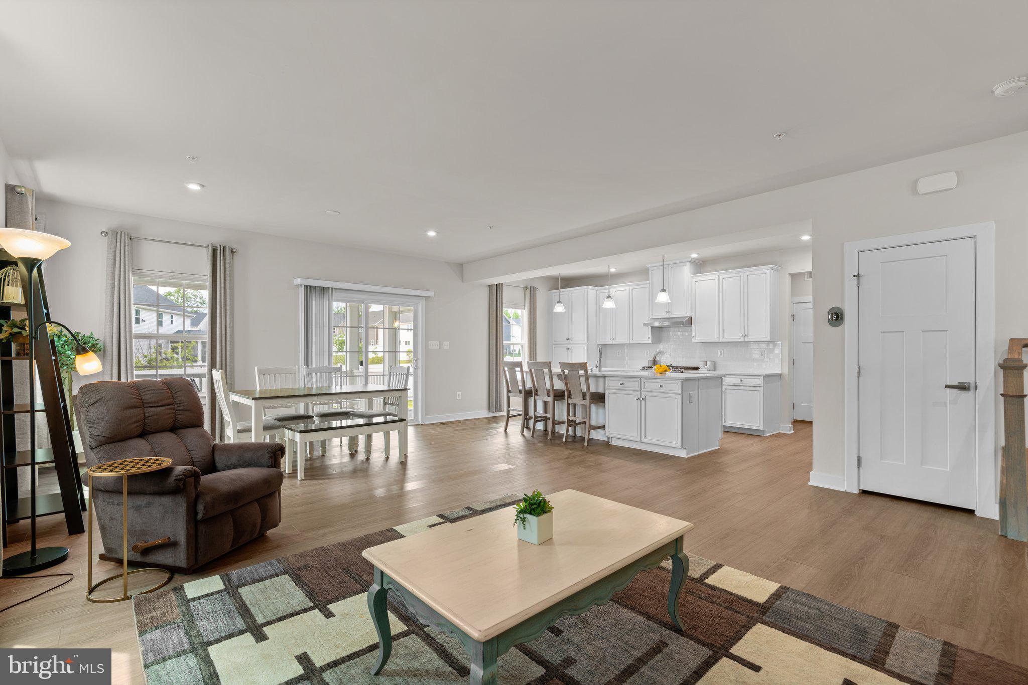 TWO RIVERS - Residential