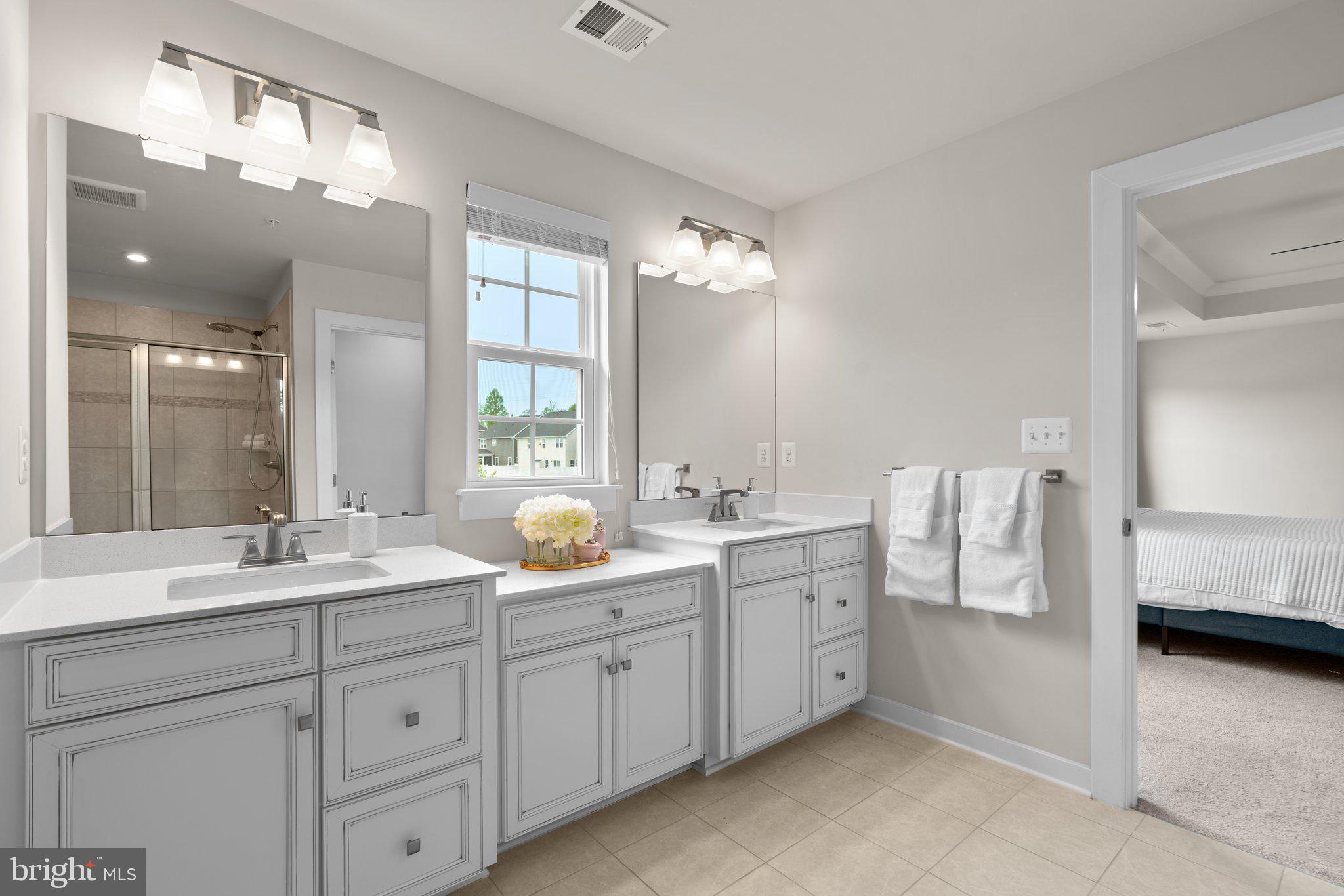 TWO RIVERS - Residential