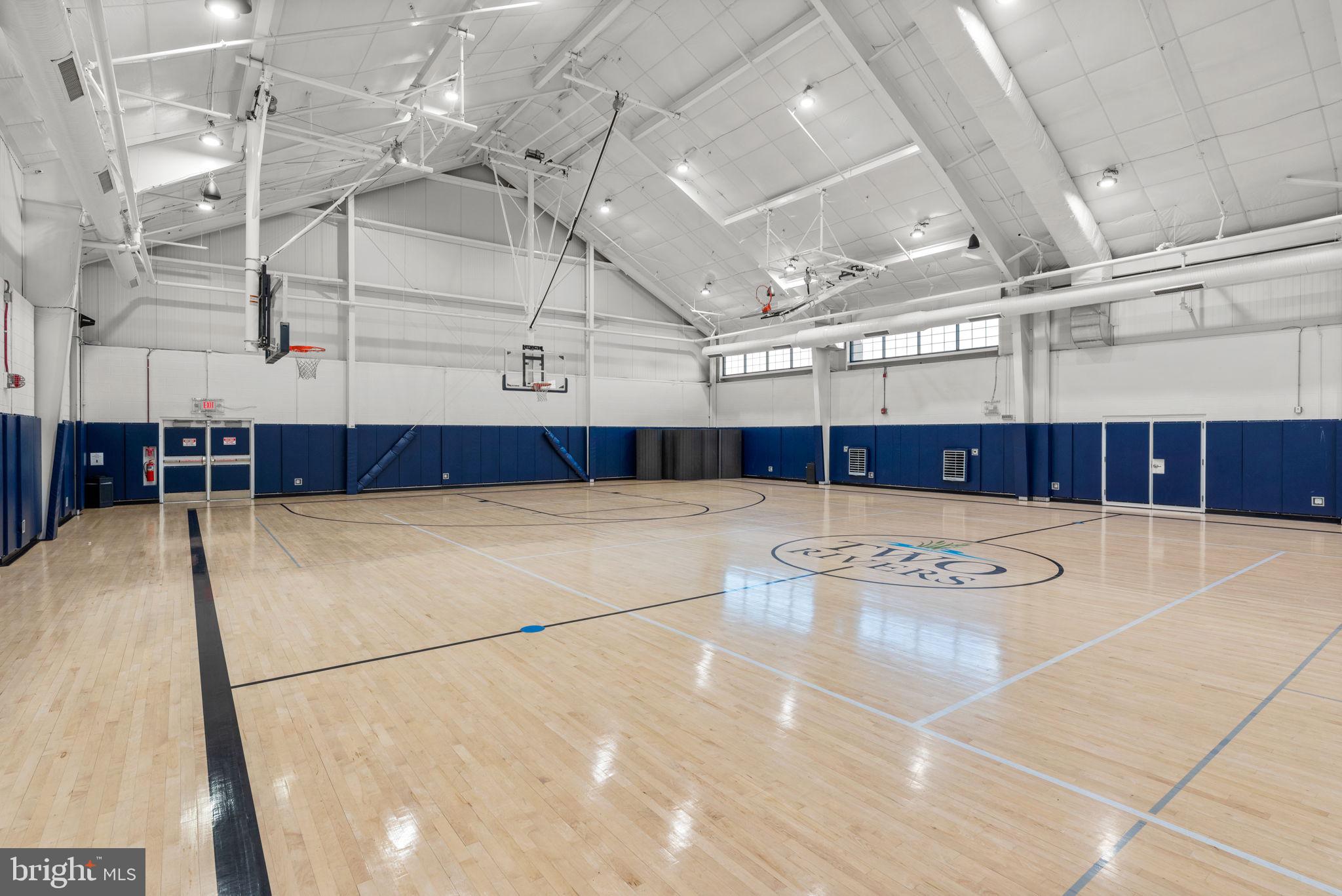 TWO RIVERS - Residential