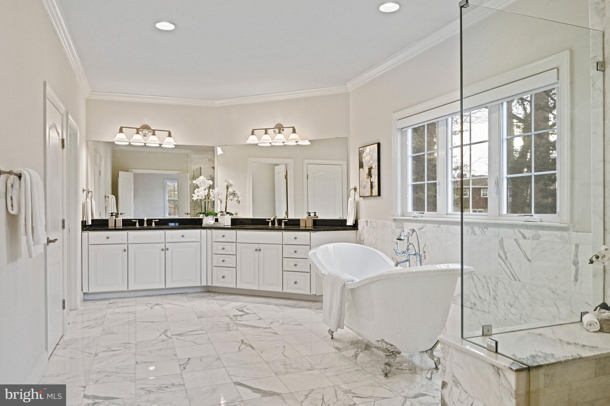 PROVIDENCE FOREST - Residential