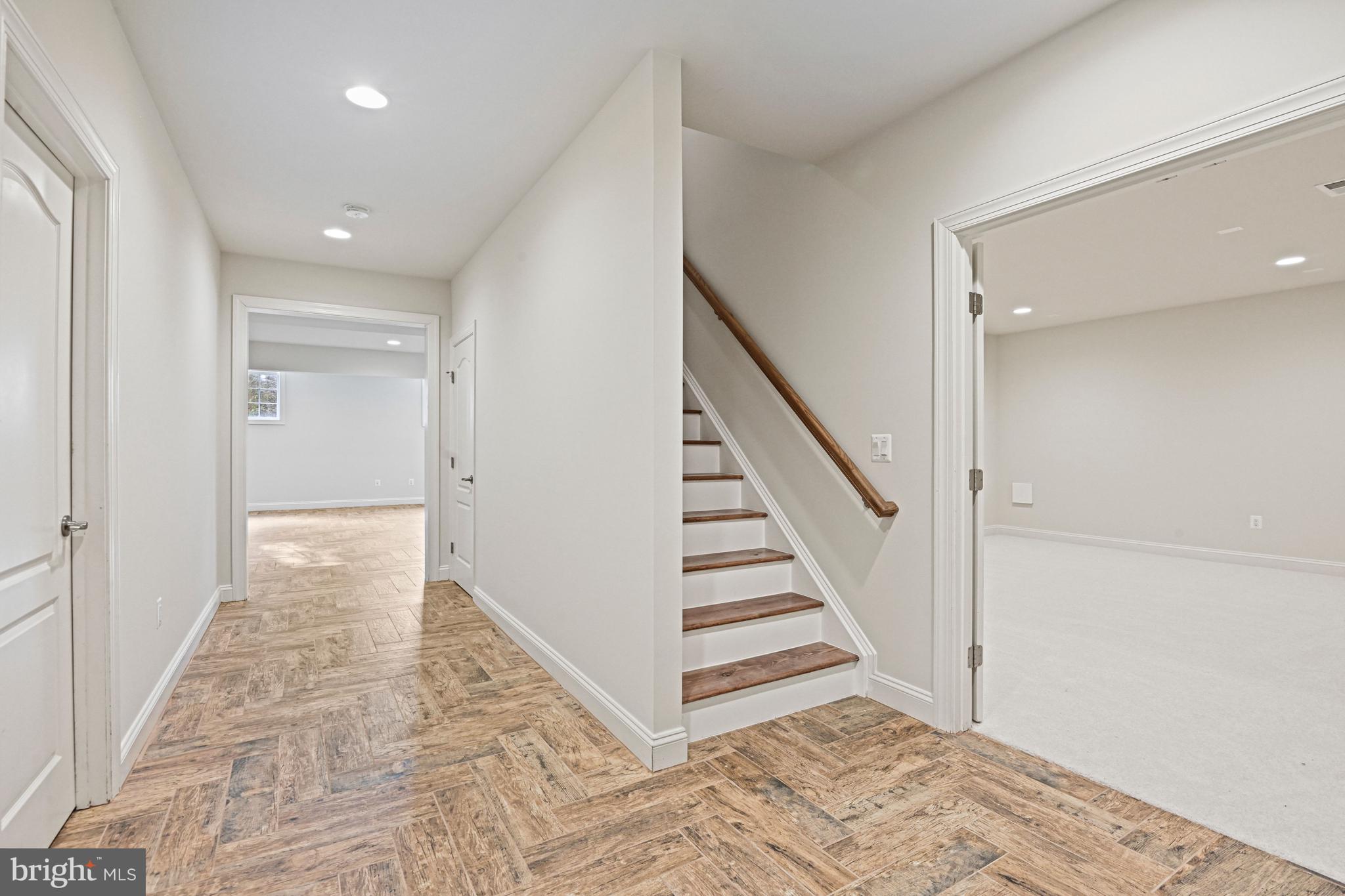 PROVIDENCE FOREST - Residential