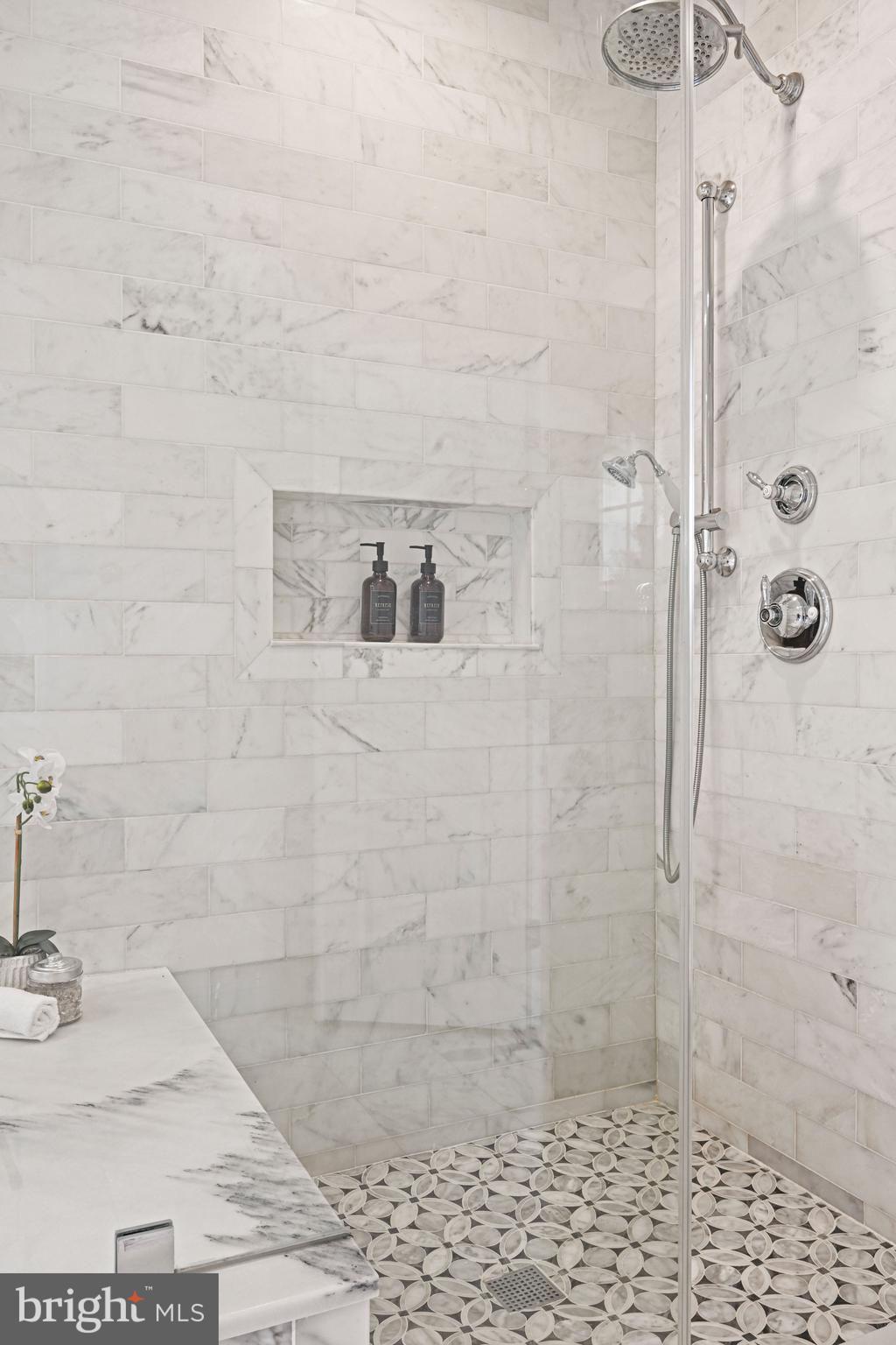 PROVIDENCE FOREST - Residential