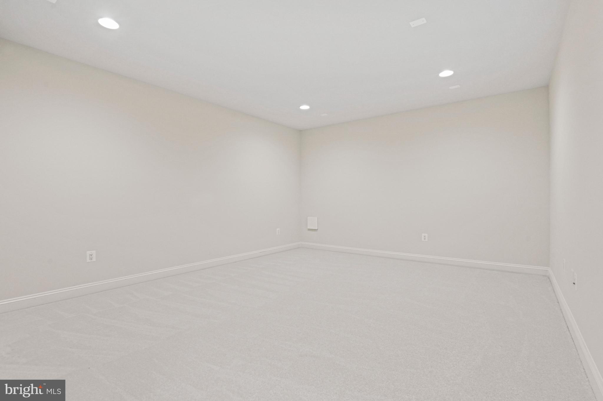 PROVIDENCE FOREST - Residential