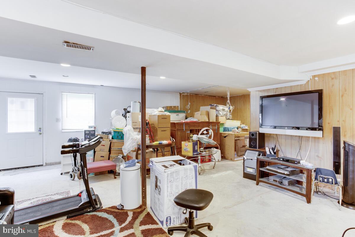 WESLEY CHURCH - Residential