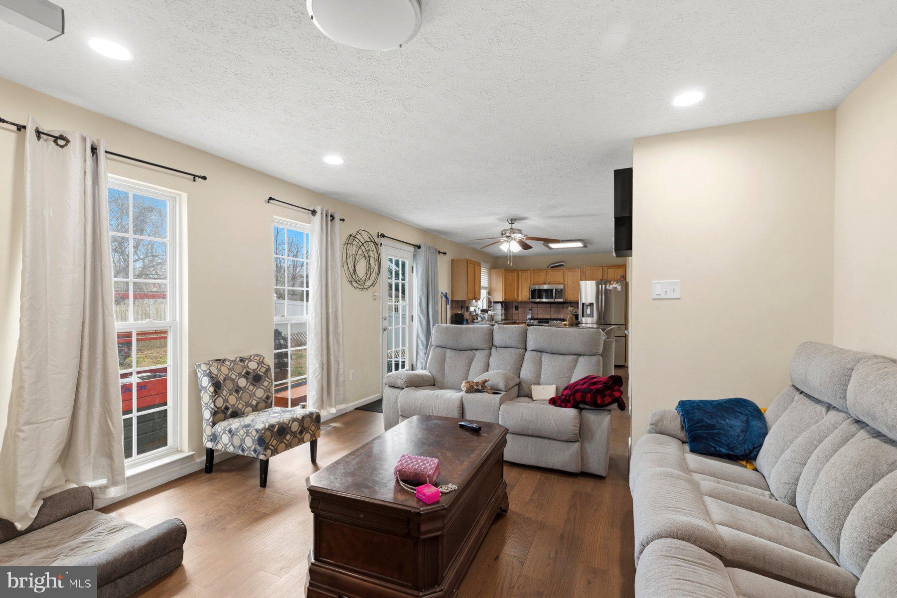 SMITH'S LANDING - Residential