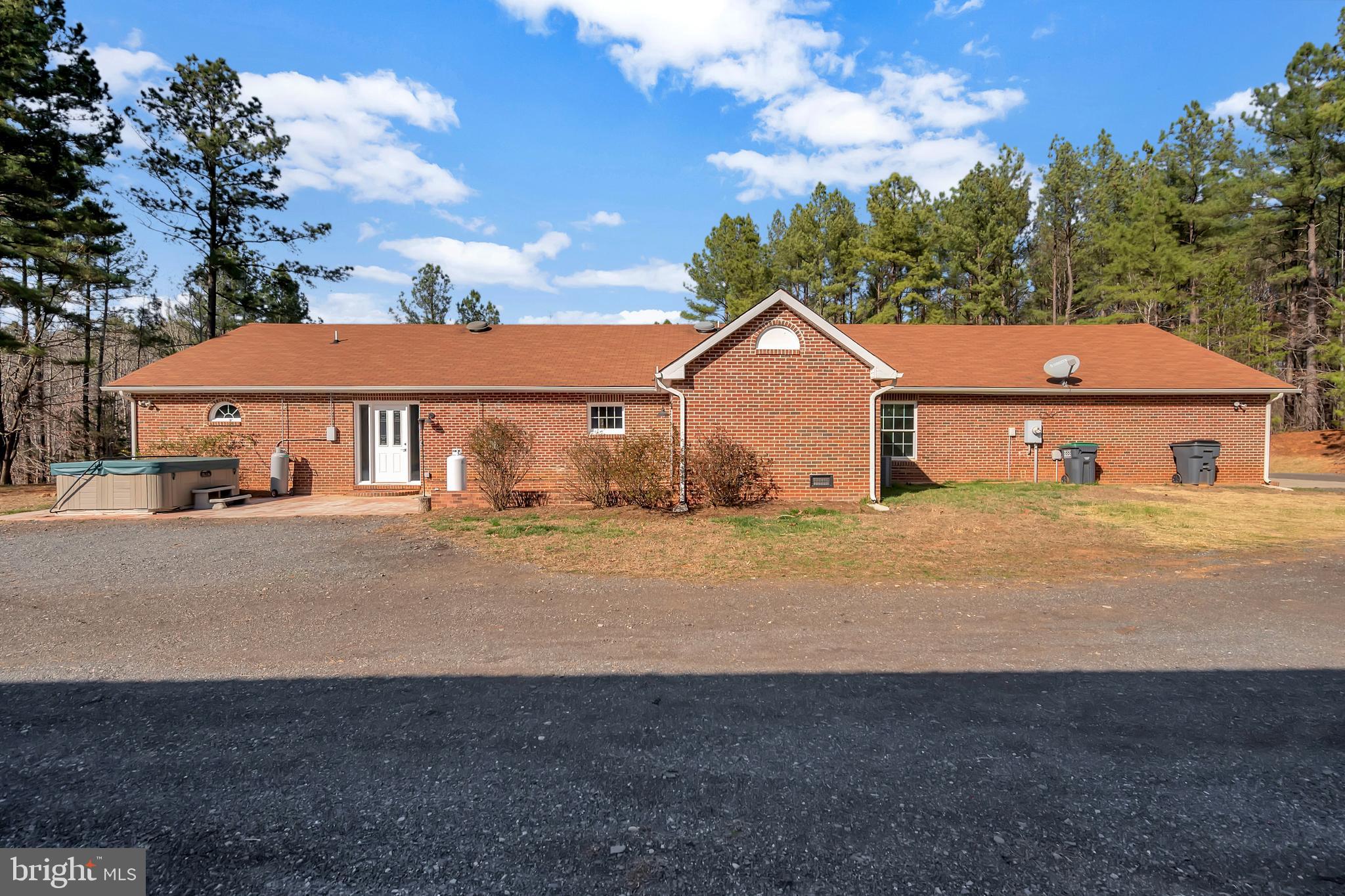 RAPIDAN HILLS - Residential