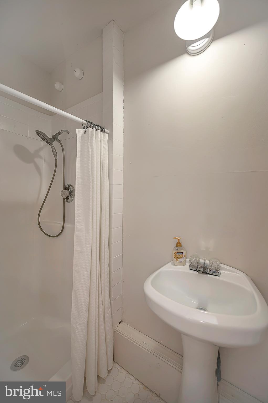 RAPIDAN HILLS - Residential