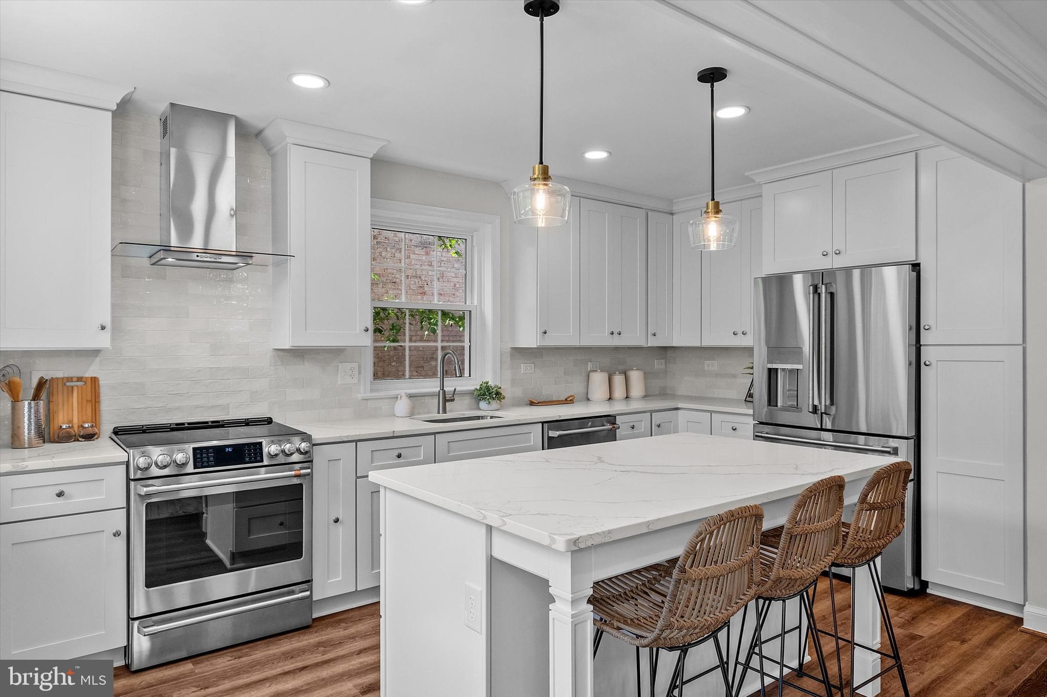 OLD TOWN ALEXANDRIA - Residential