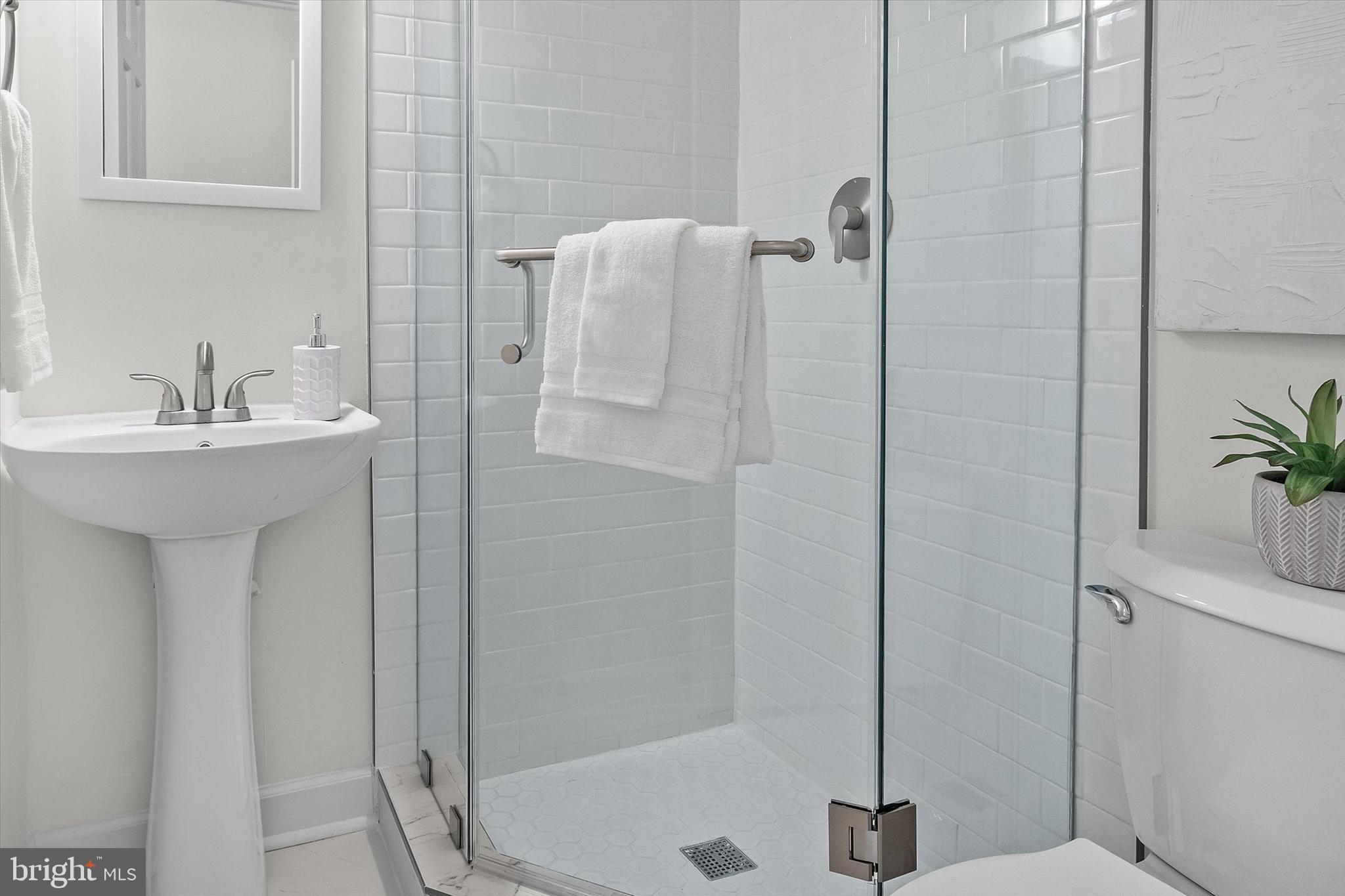 OLD TOWN ALEXANDRIA - Residential