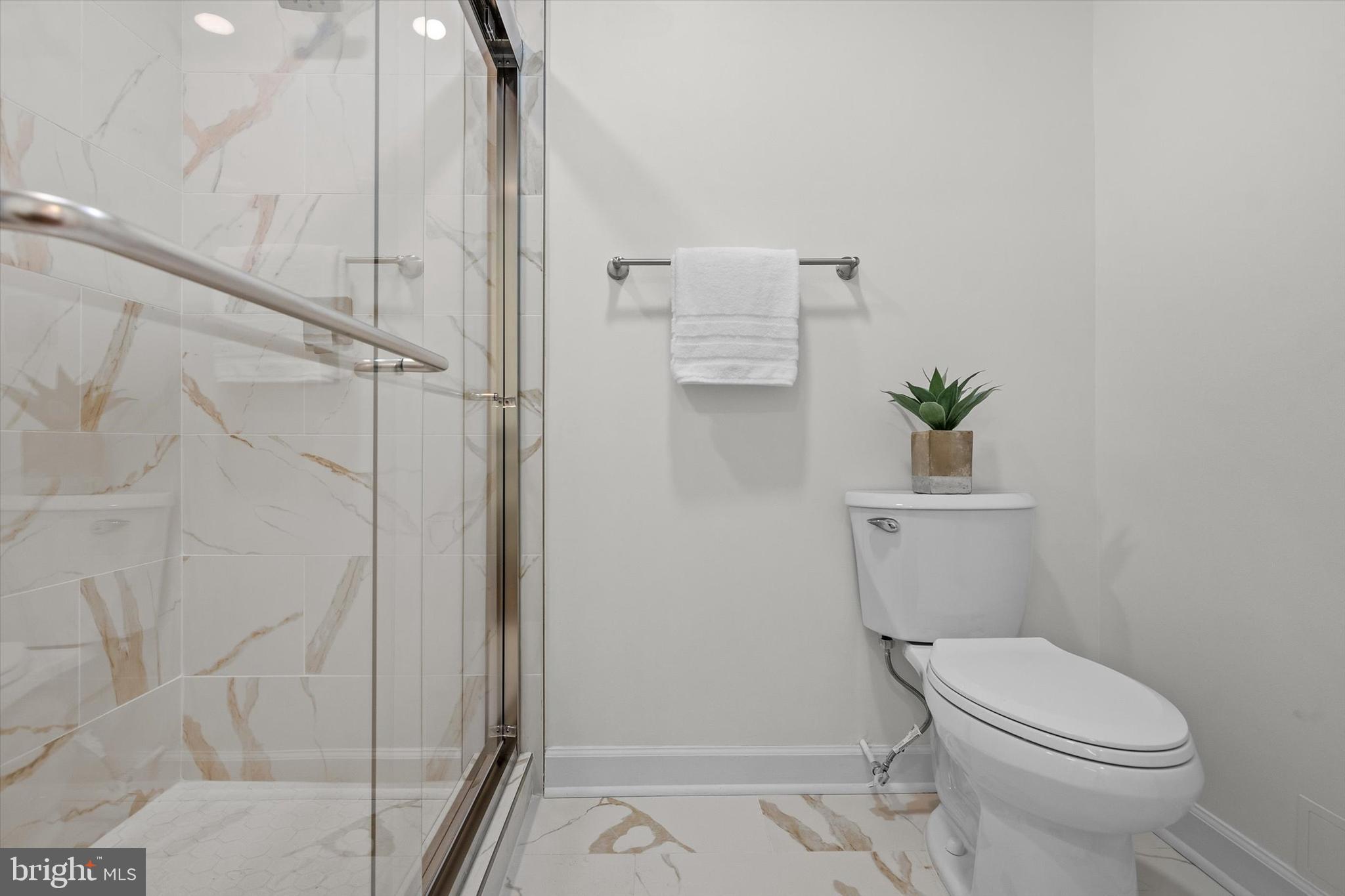 OLD TOWN ALEXANDRIA - Residential