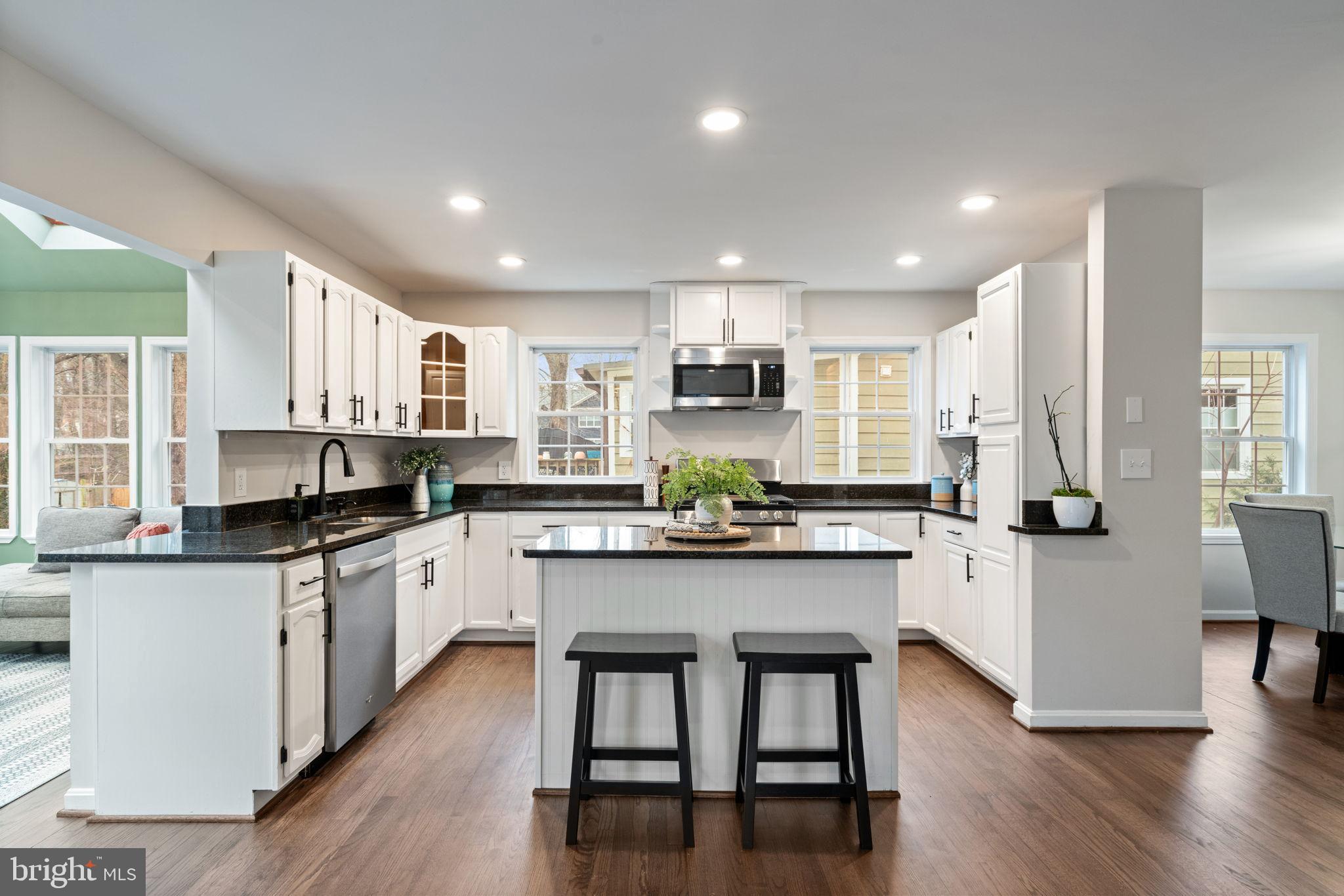 HALEMHURST - Residential