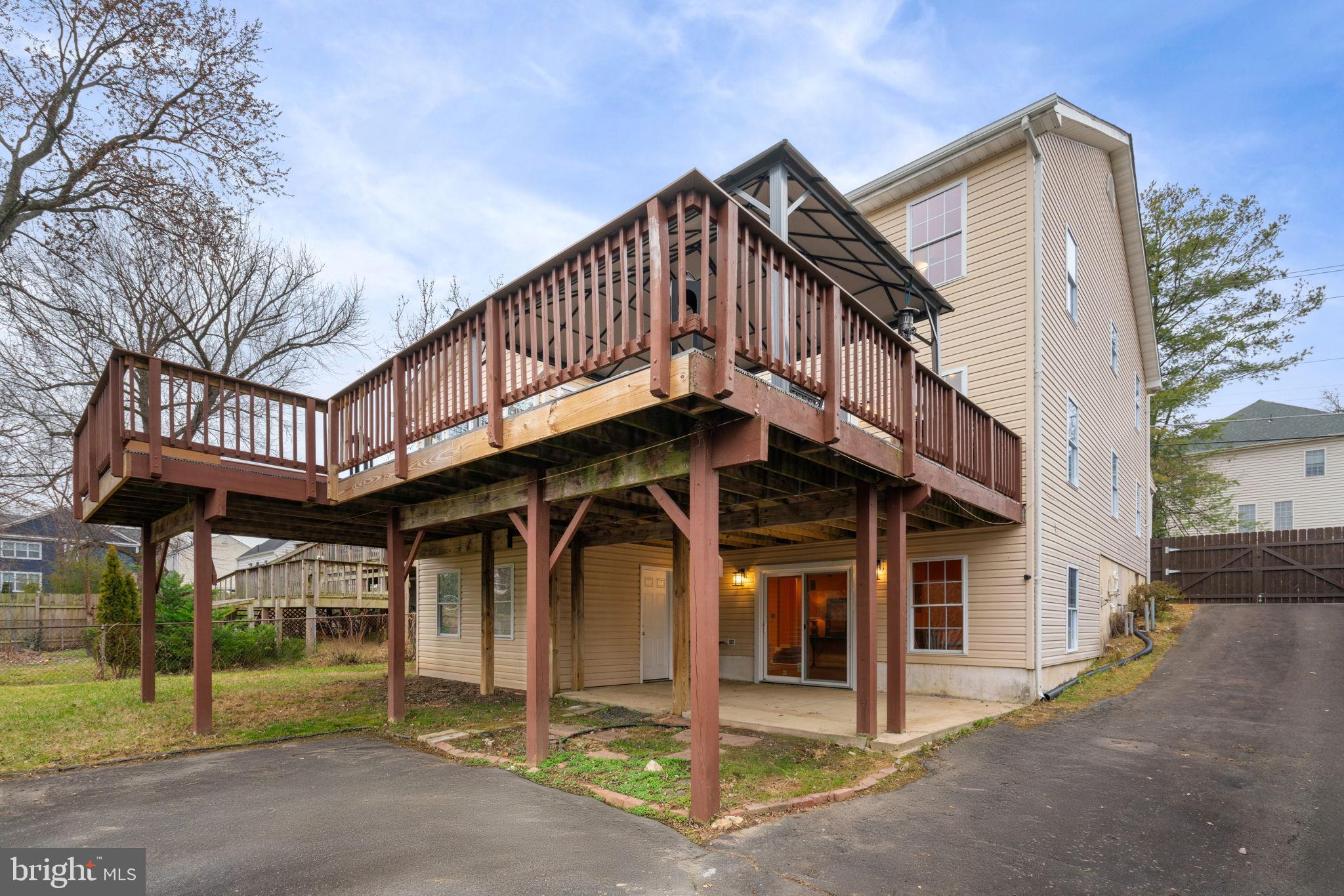 HALEMHURST - Residential