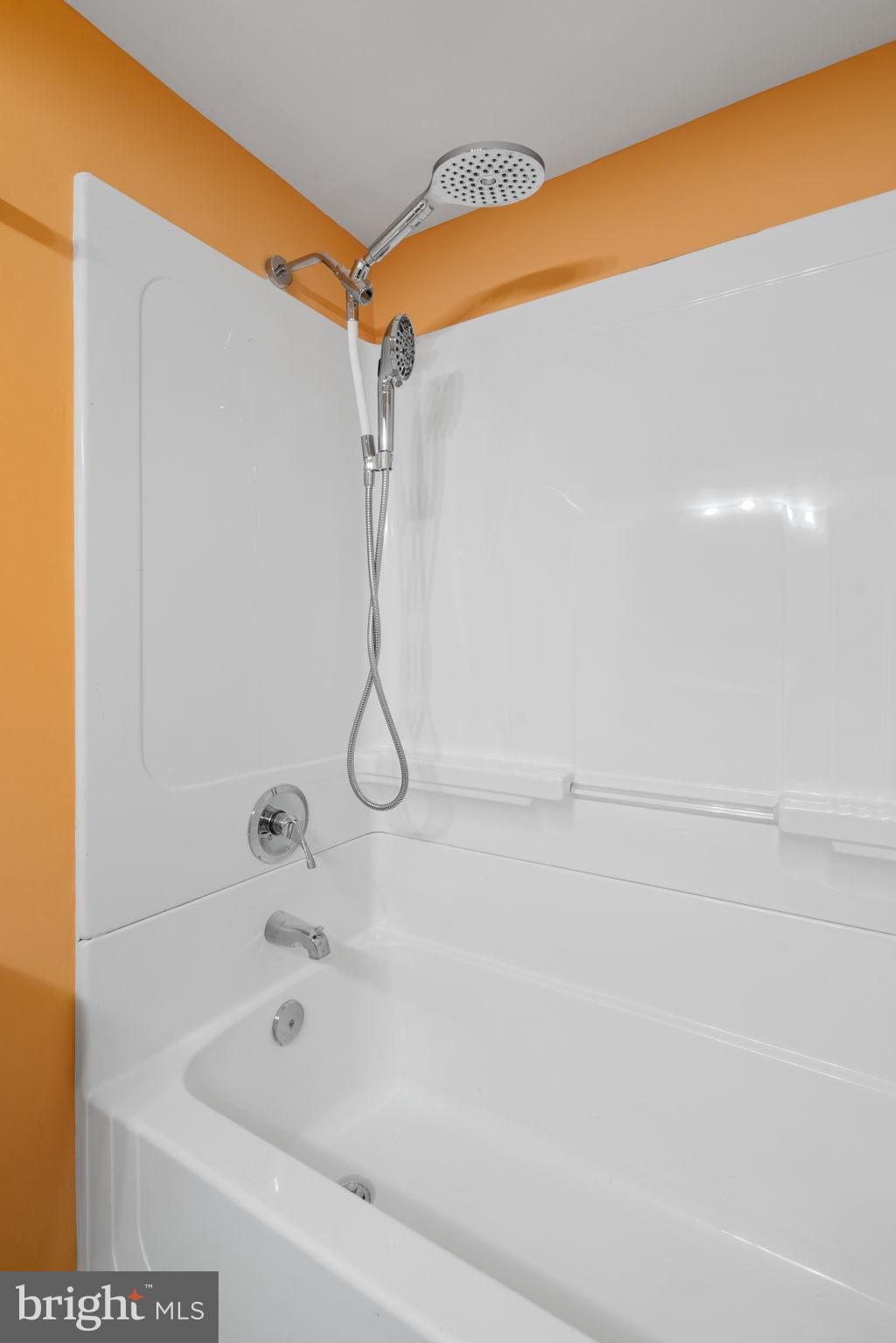 HALEMHURST - Residential