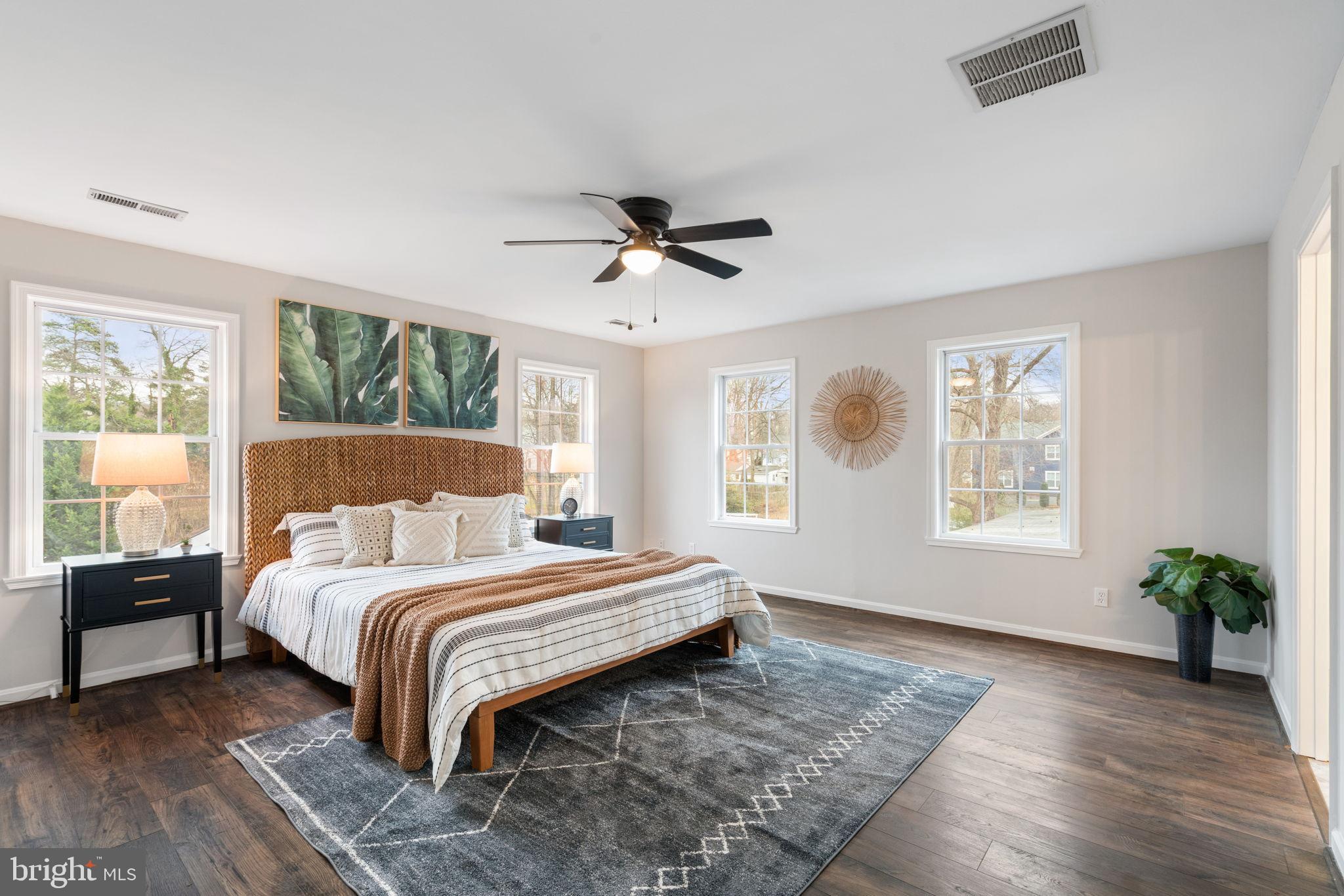 HALEMHURST - Residential