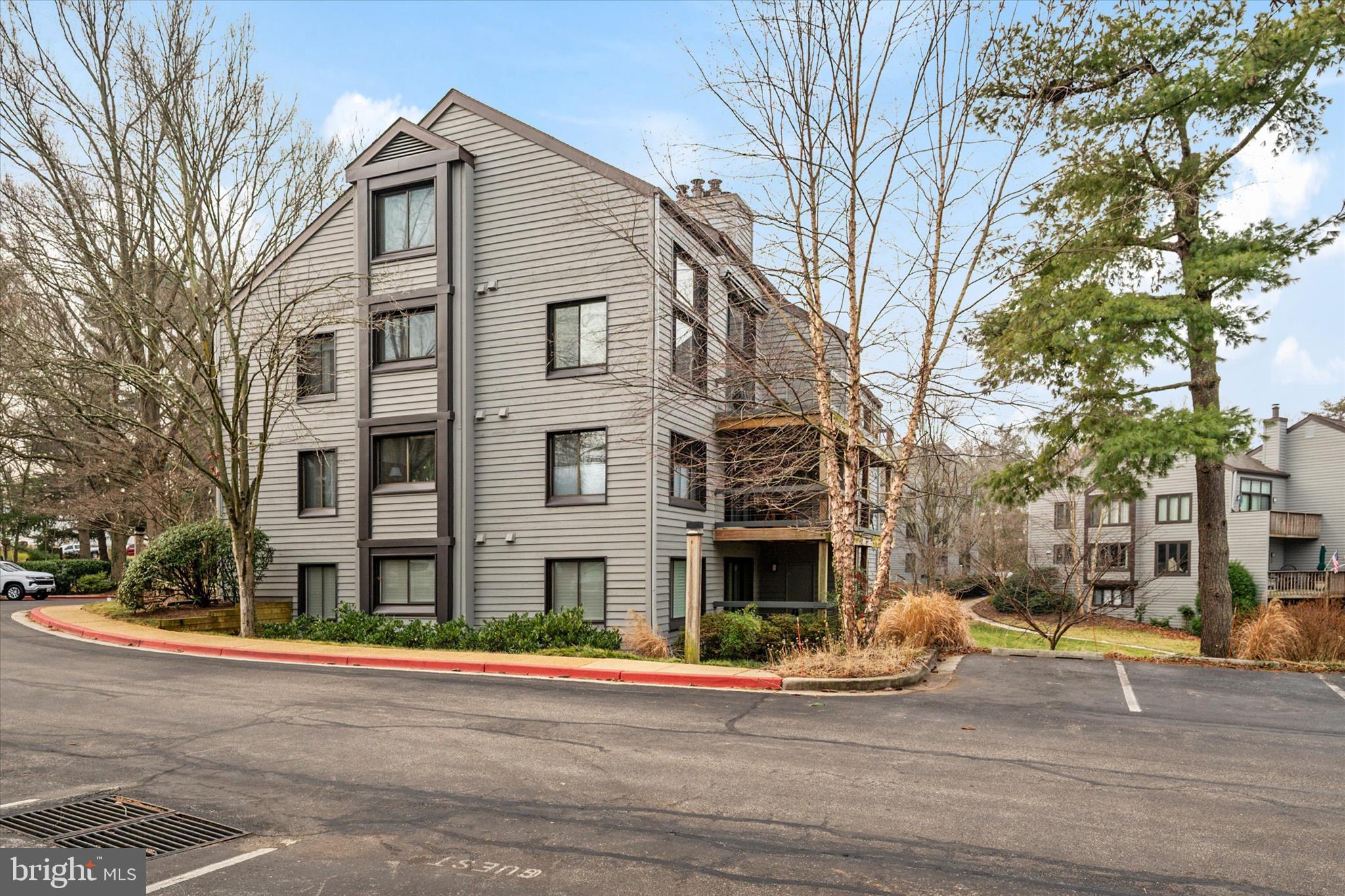 SHEARWATER CONDO - Residential