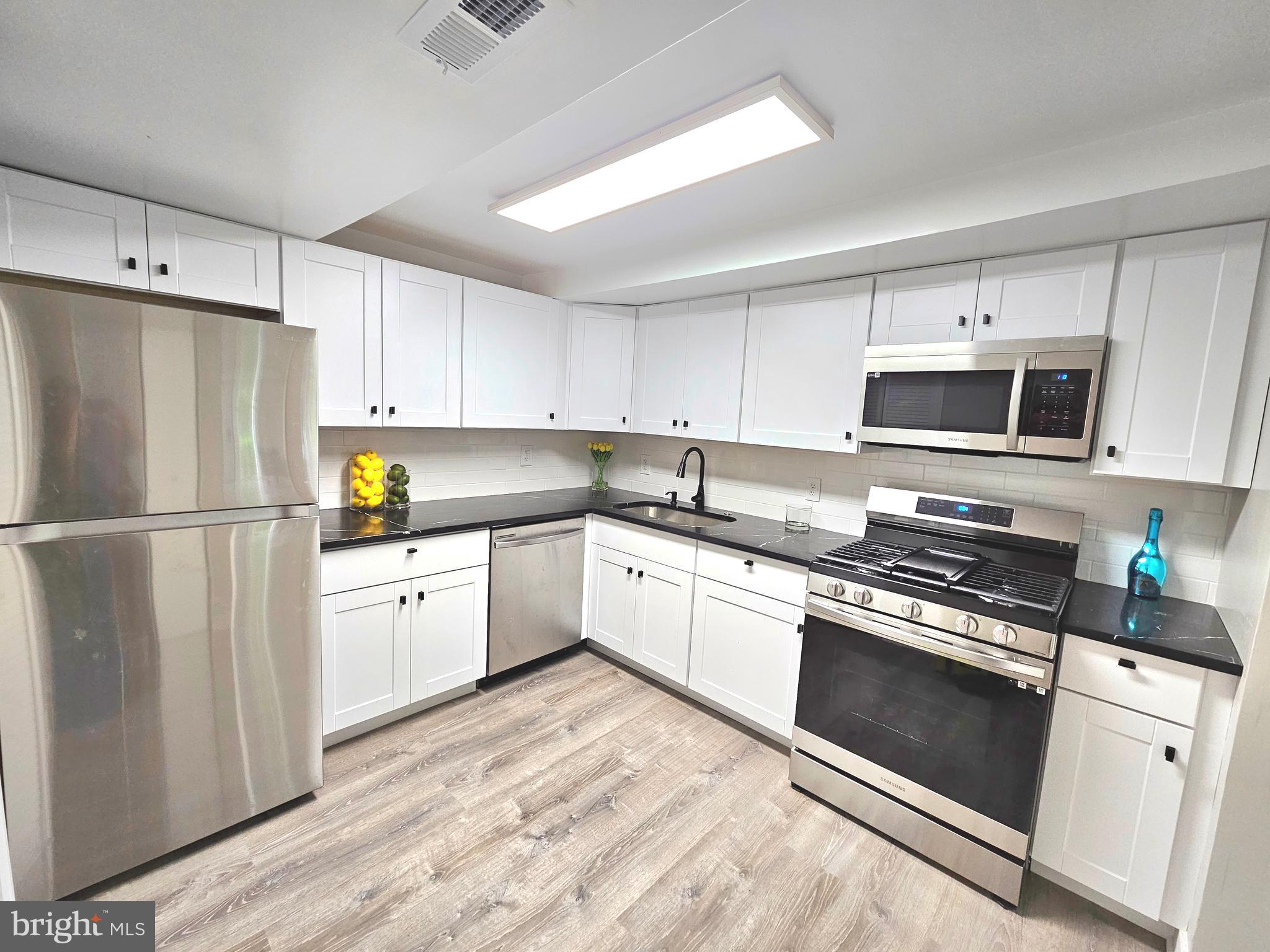 KIMBERLY PLACE - Residential