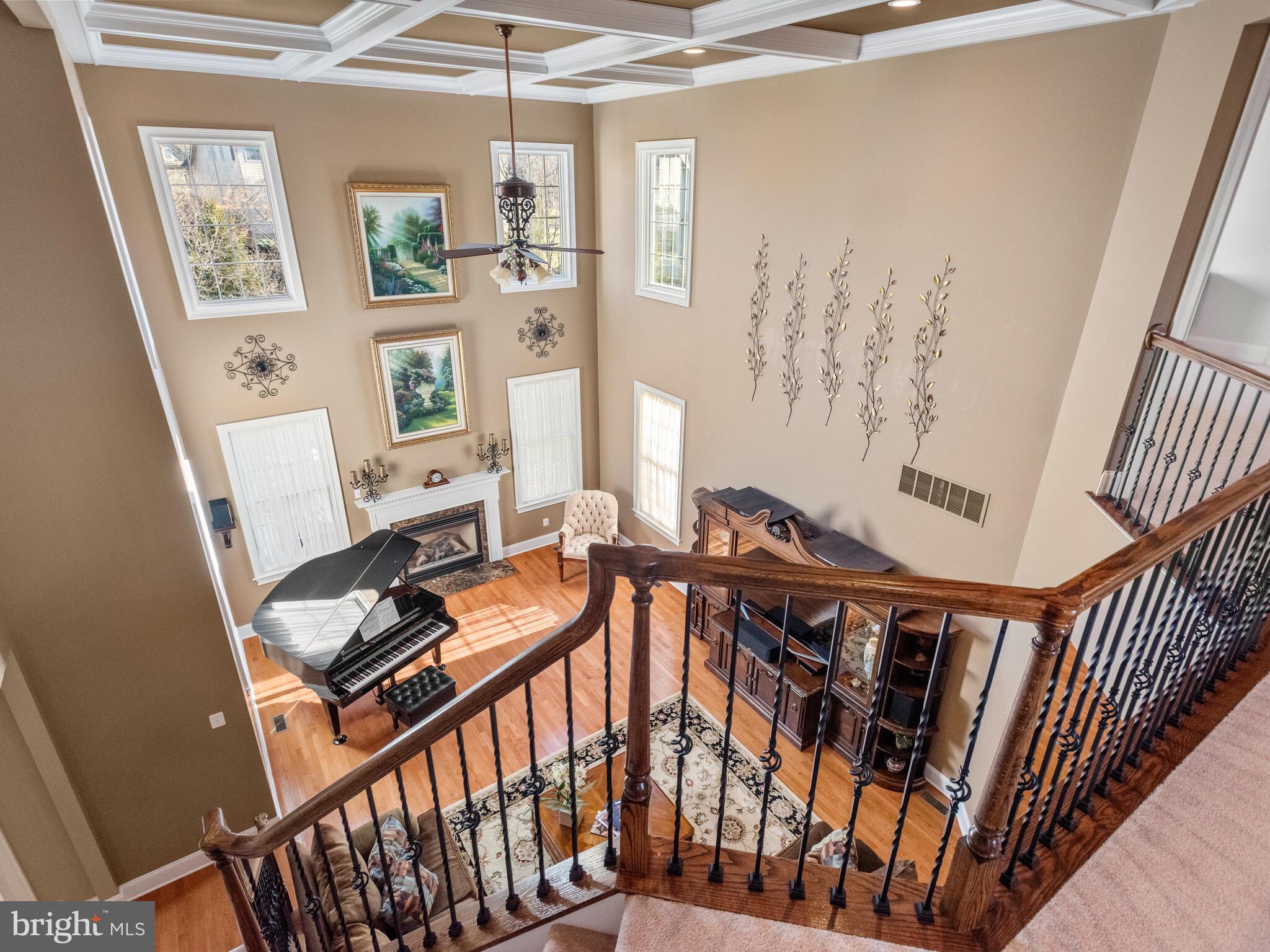 RIVERCREST - Residential