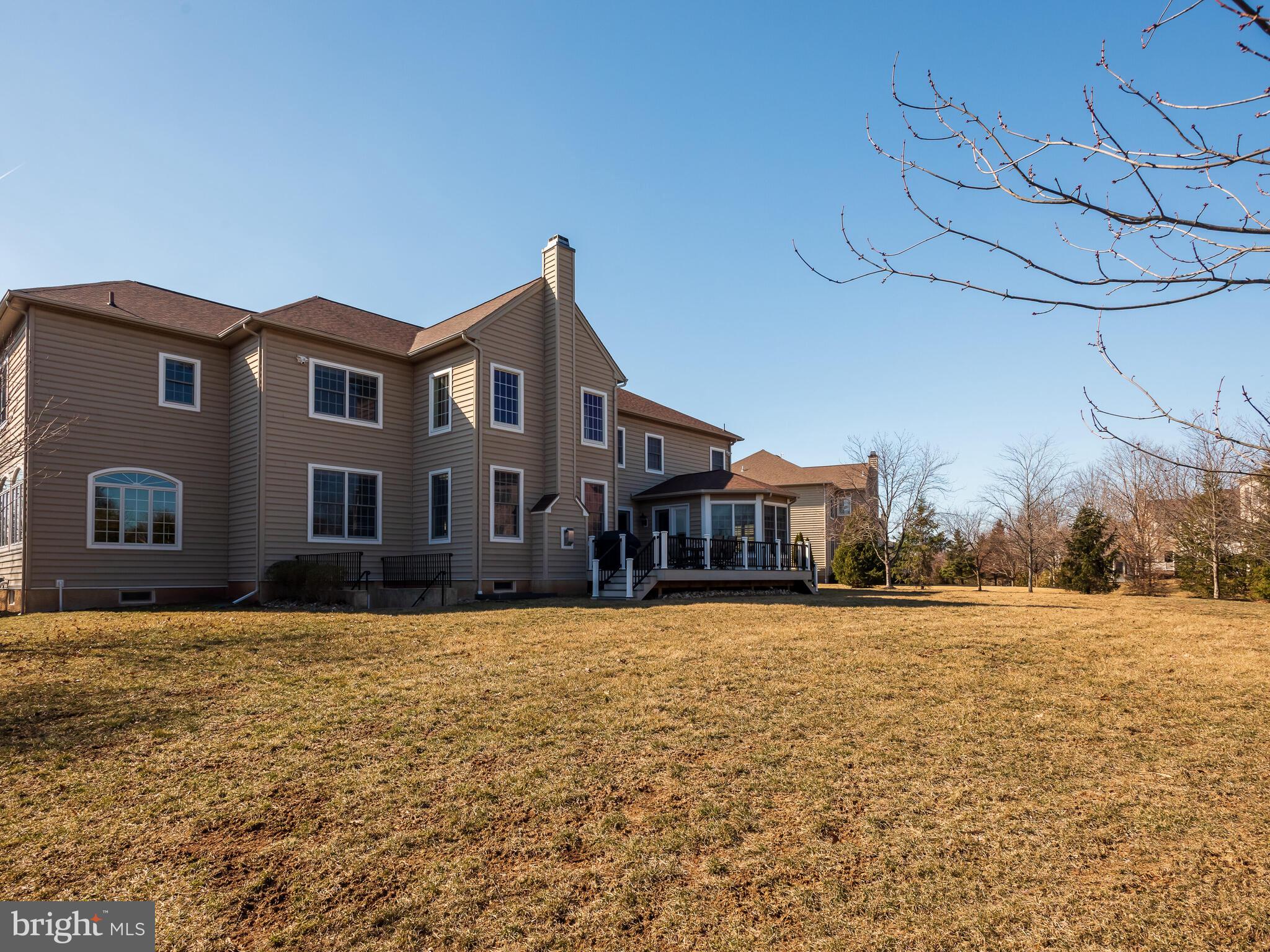 RIVERCREST - Residential