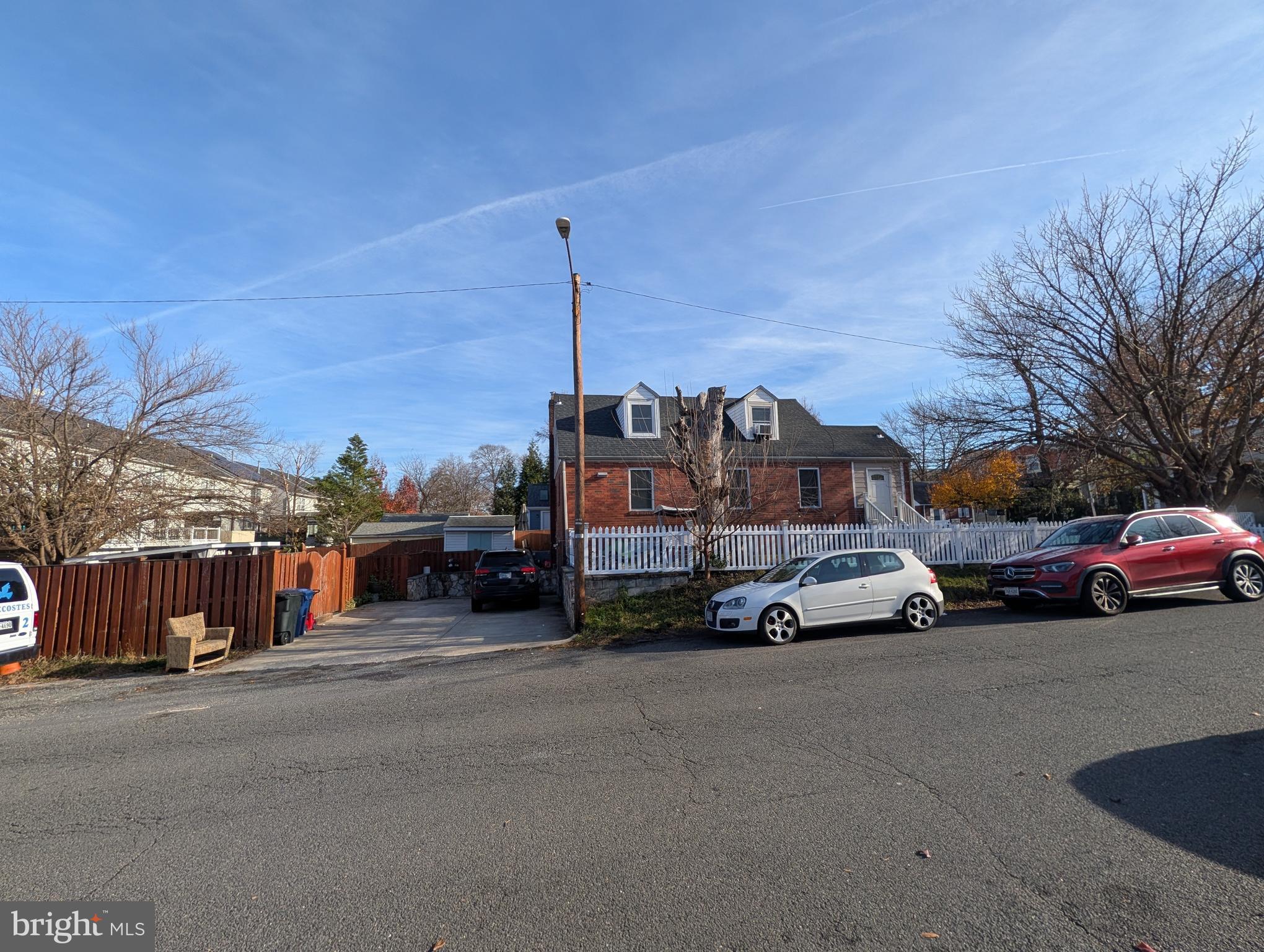 15 LEADBEATER STREET