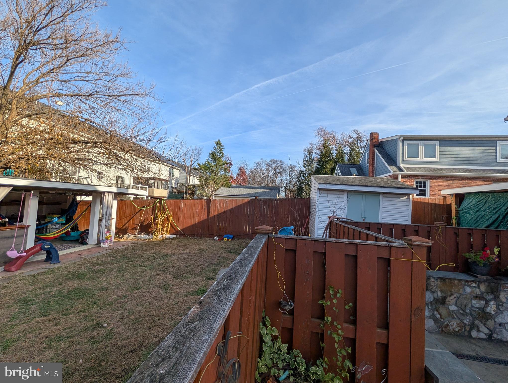 15 LEADBEATER STREET