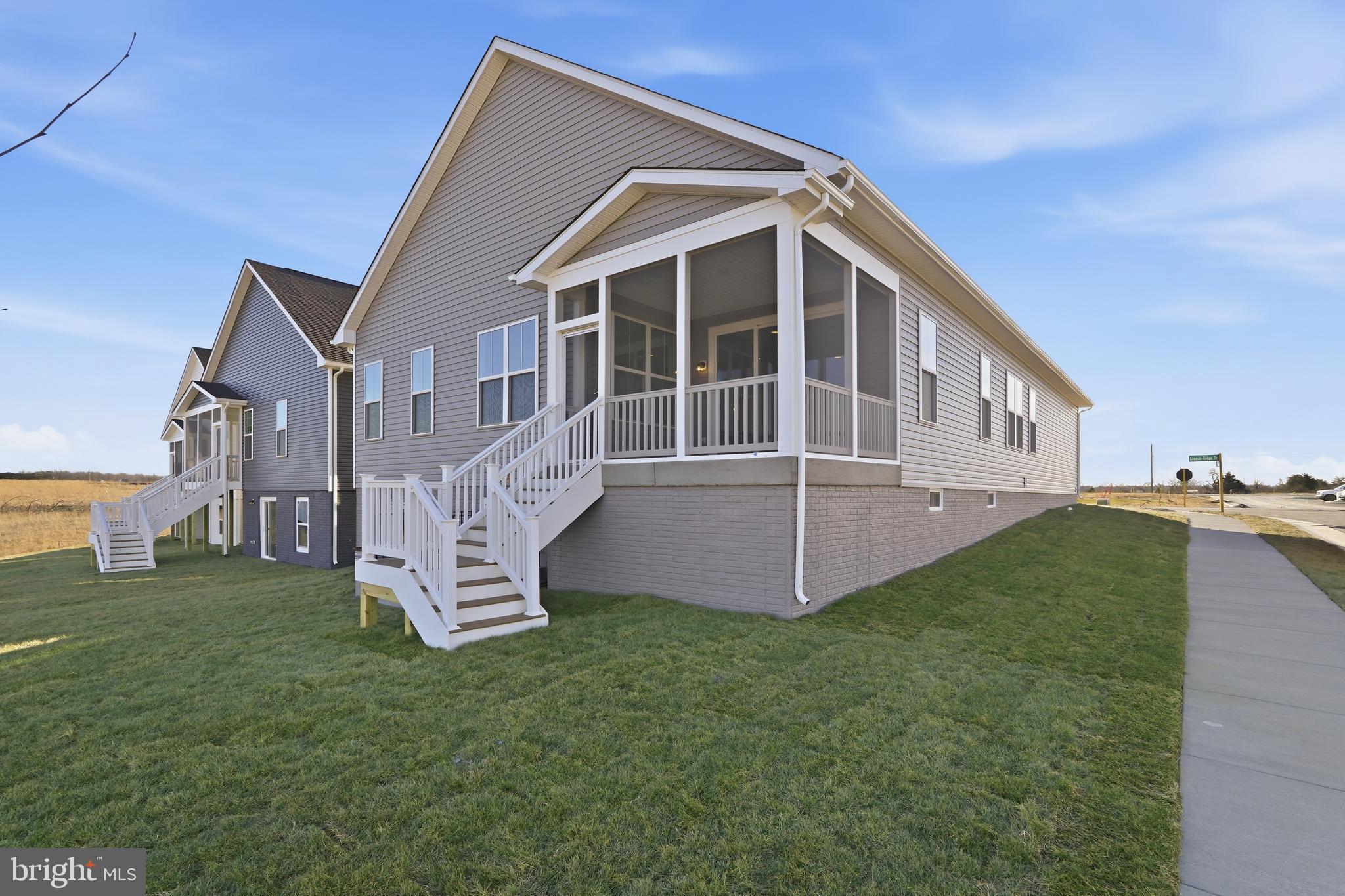 HIATT POINTE AT SNOWDEN BRIDGE - Residential