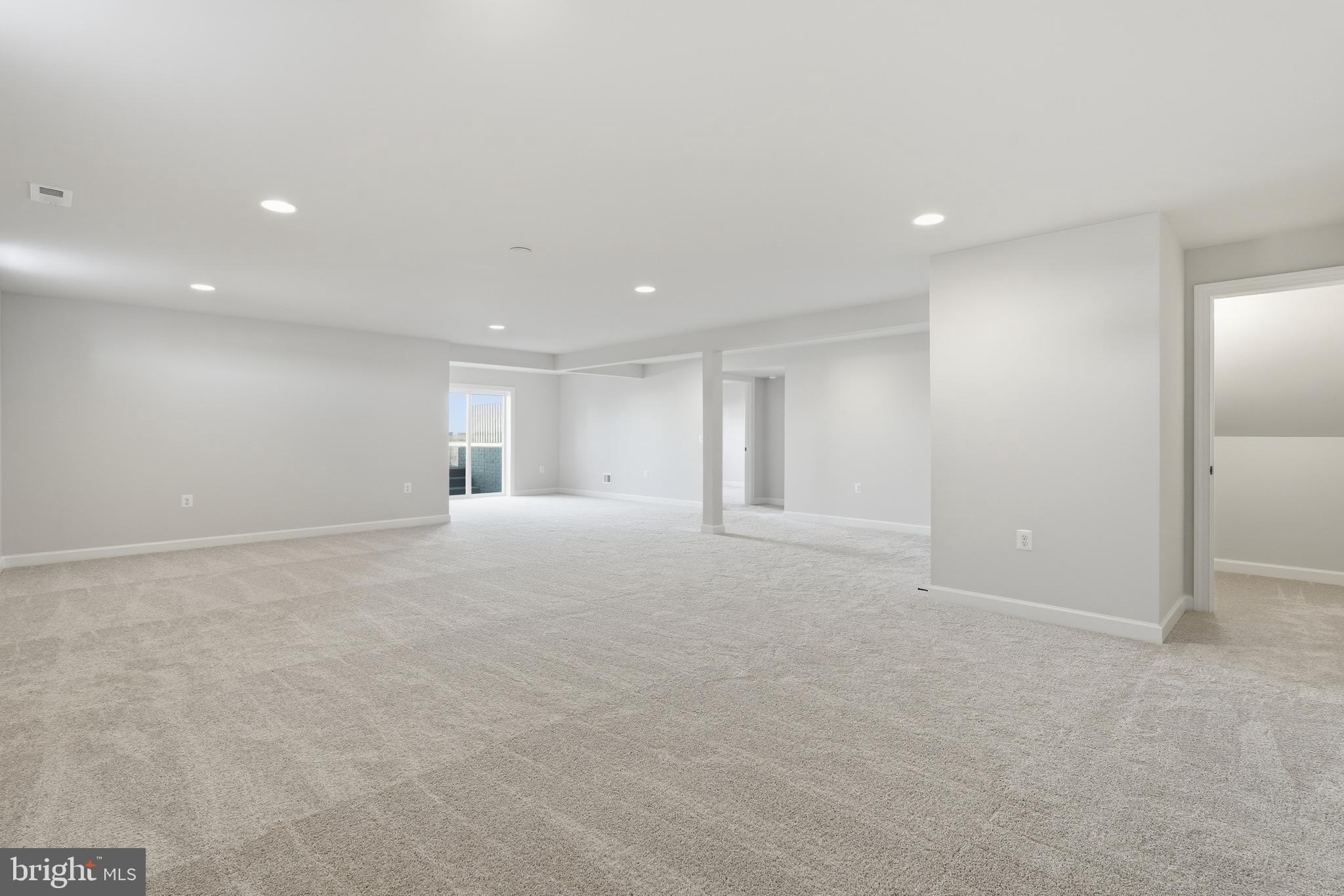 HIATT POINTE AT SNOWDEN BRIDGE - Residential